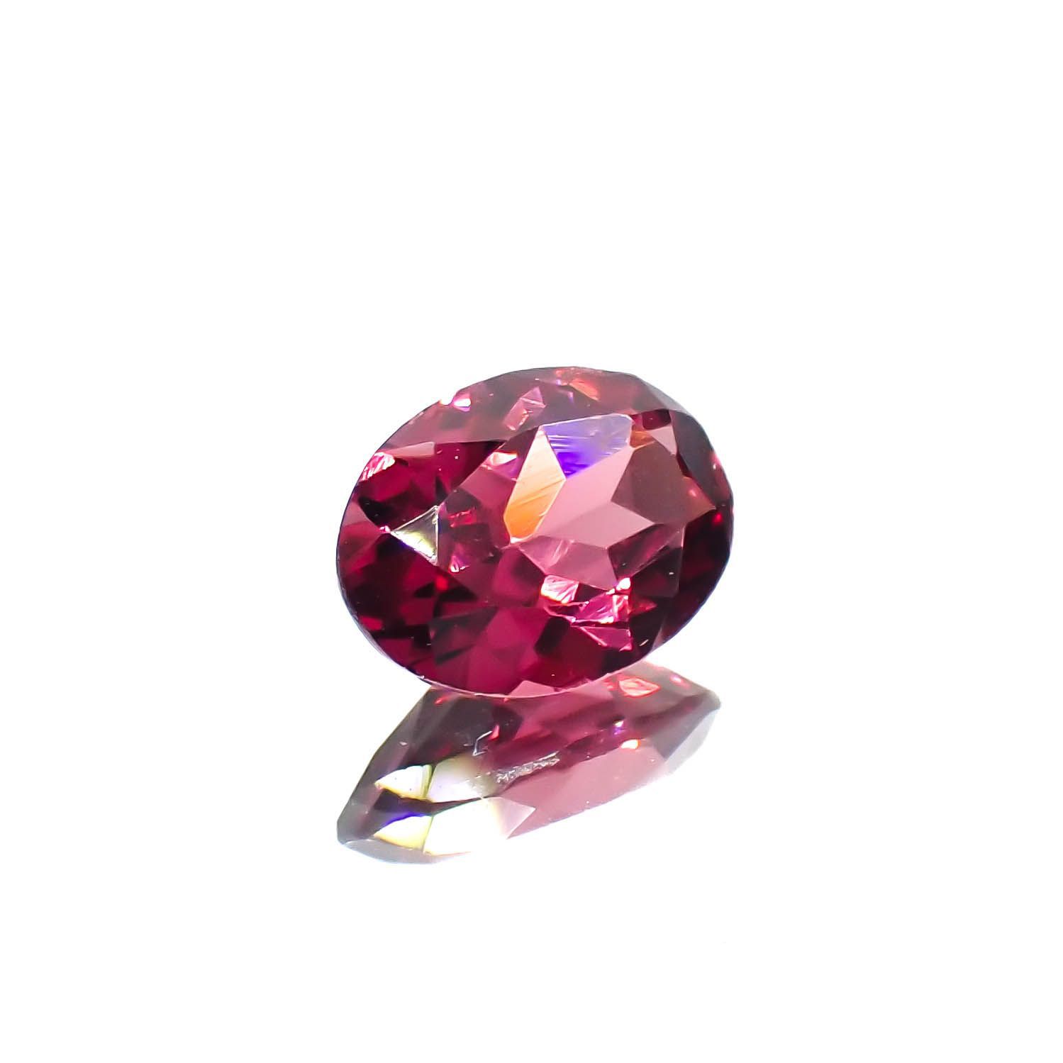 ロードライトガーネット(宝石名ロードライト・ガーネット)ブラジル産 0.92ct 識別済[221219568]7x5.1mm前後