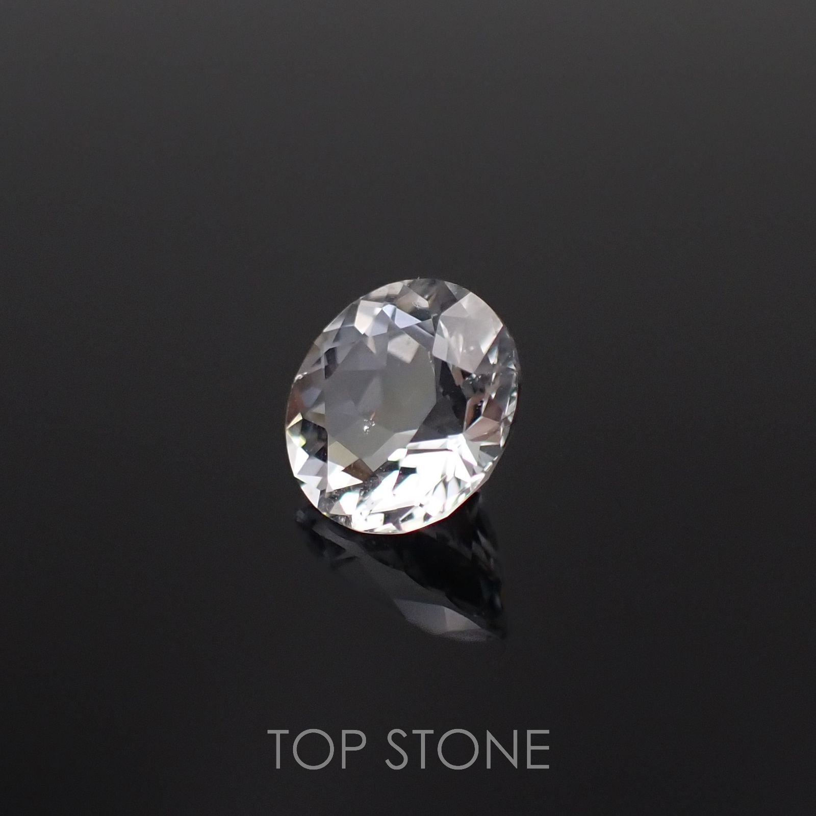 オーソクレース(宝石名ホワイト・オーソクレース)マダガスカル産 2.199ct ソ付(彩珠)[221018692]8.8x8.8mm前後