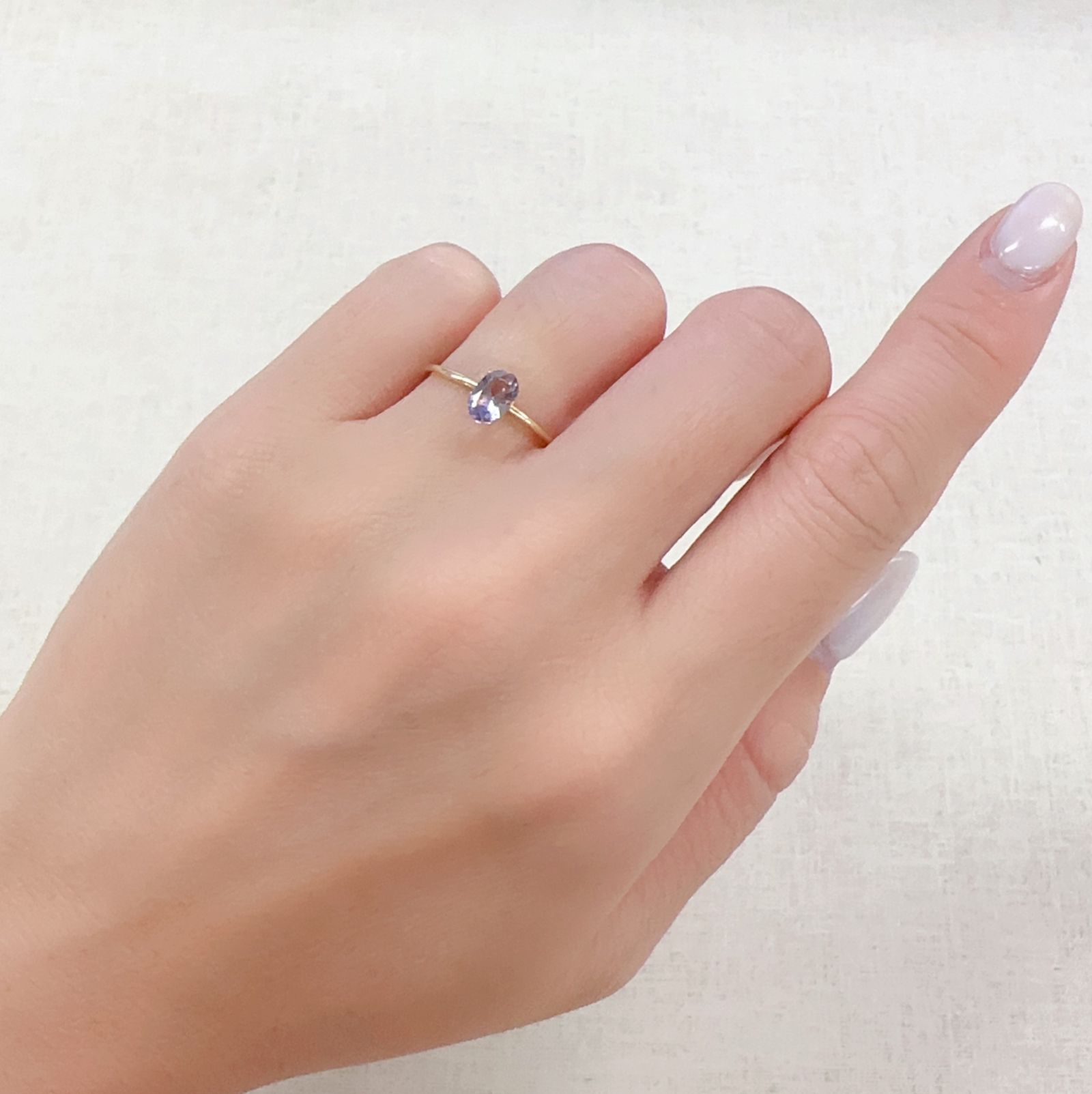 マリアライト(宝石名パープル・スキャポライト)タンザニア産 0.46ct 識別済[230722927]6.7x4.3mm前後