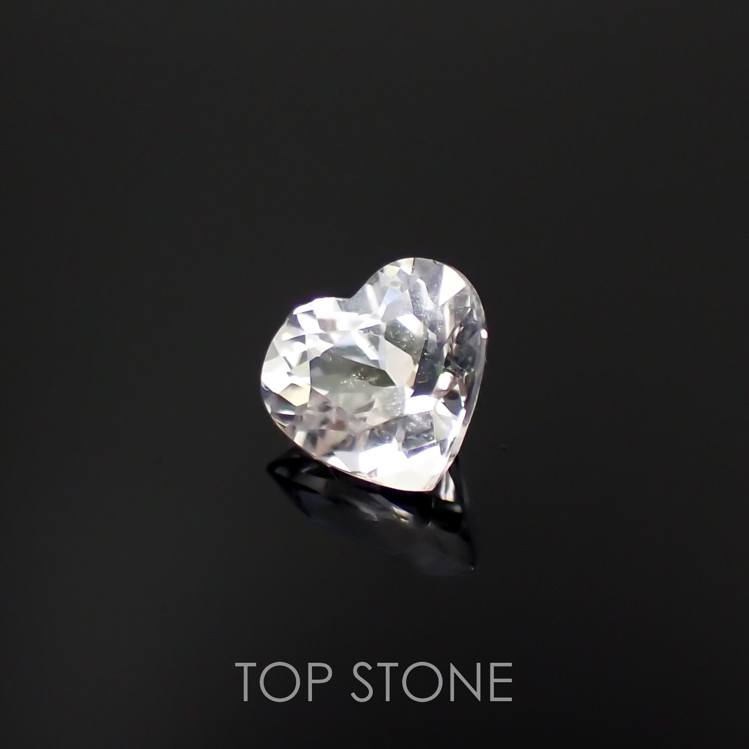 フェナカイト(宝石名フェナカイト)マダガスカル/ブラジル産 1.28ct 識別済[221119126]6.6x7.3mm前後