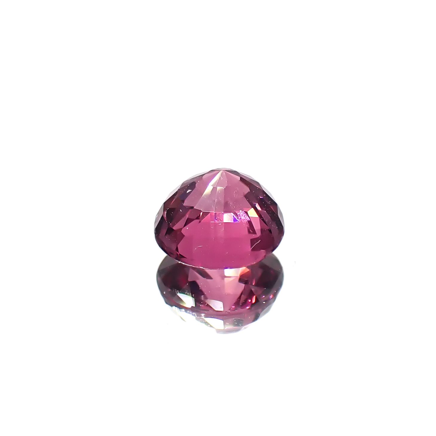 ロードライトガーネット(宝石名ガーネット)ブラジル産 1.17ct 識別済[240928701]6x6mm前後