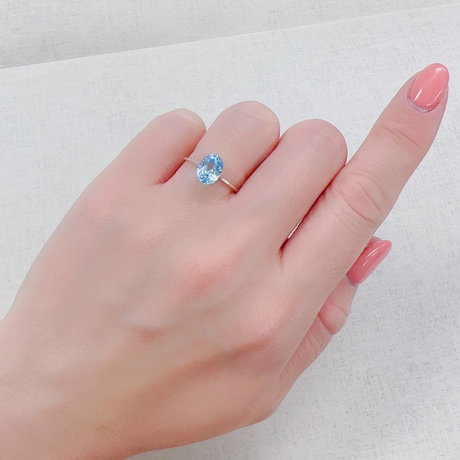 バイカラーブルージルコン カンボジア産 1.86ct[230320983]8x6.1mm前後