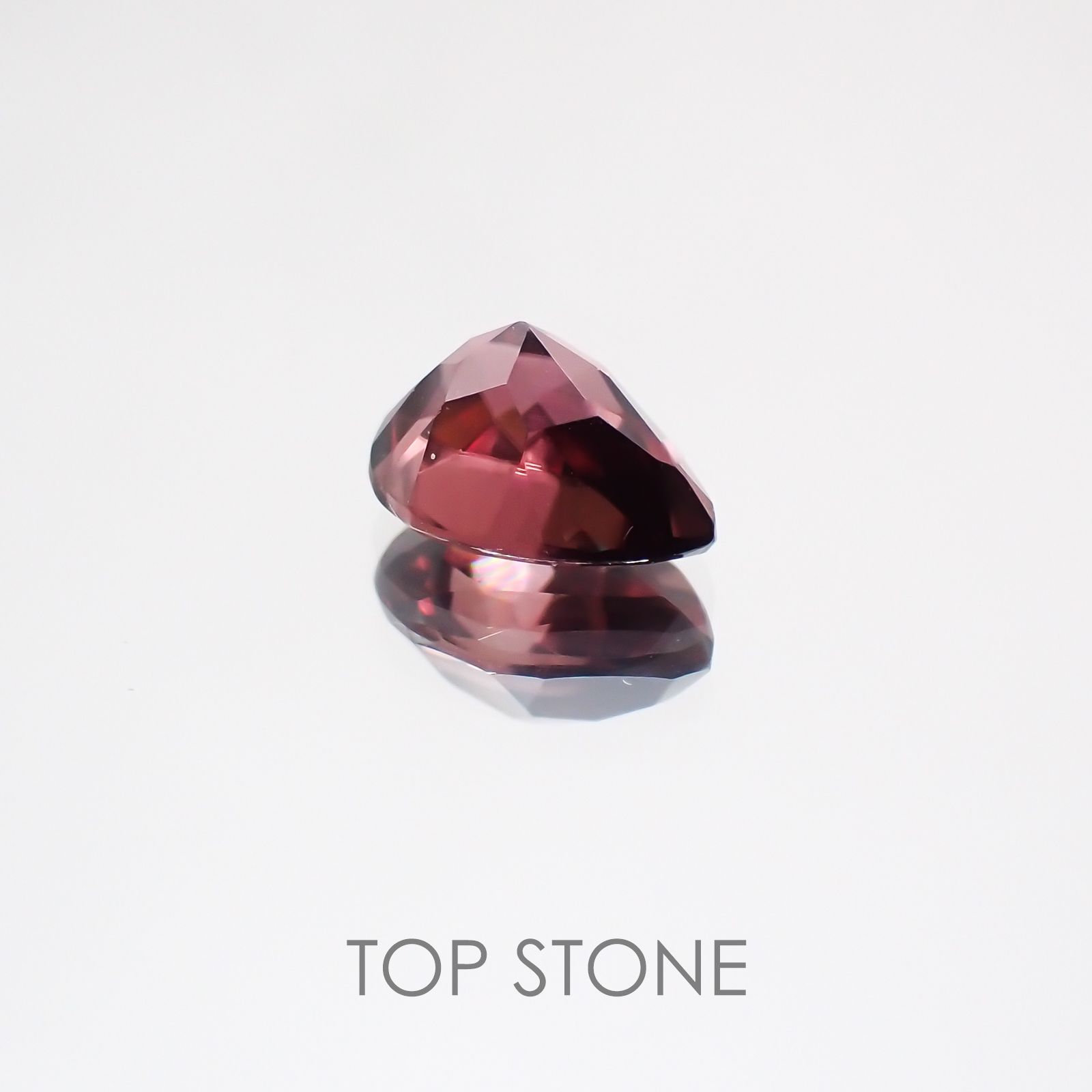 ピンクジルコン(宝石名ジルコン) スリランカ/カンボジア産/ 1.18ct 識別済[21059795]7×5.1mm前後