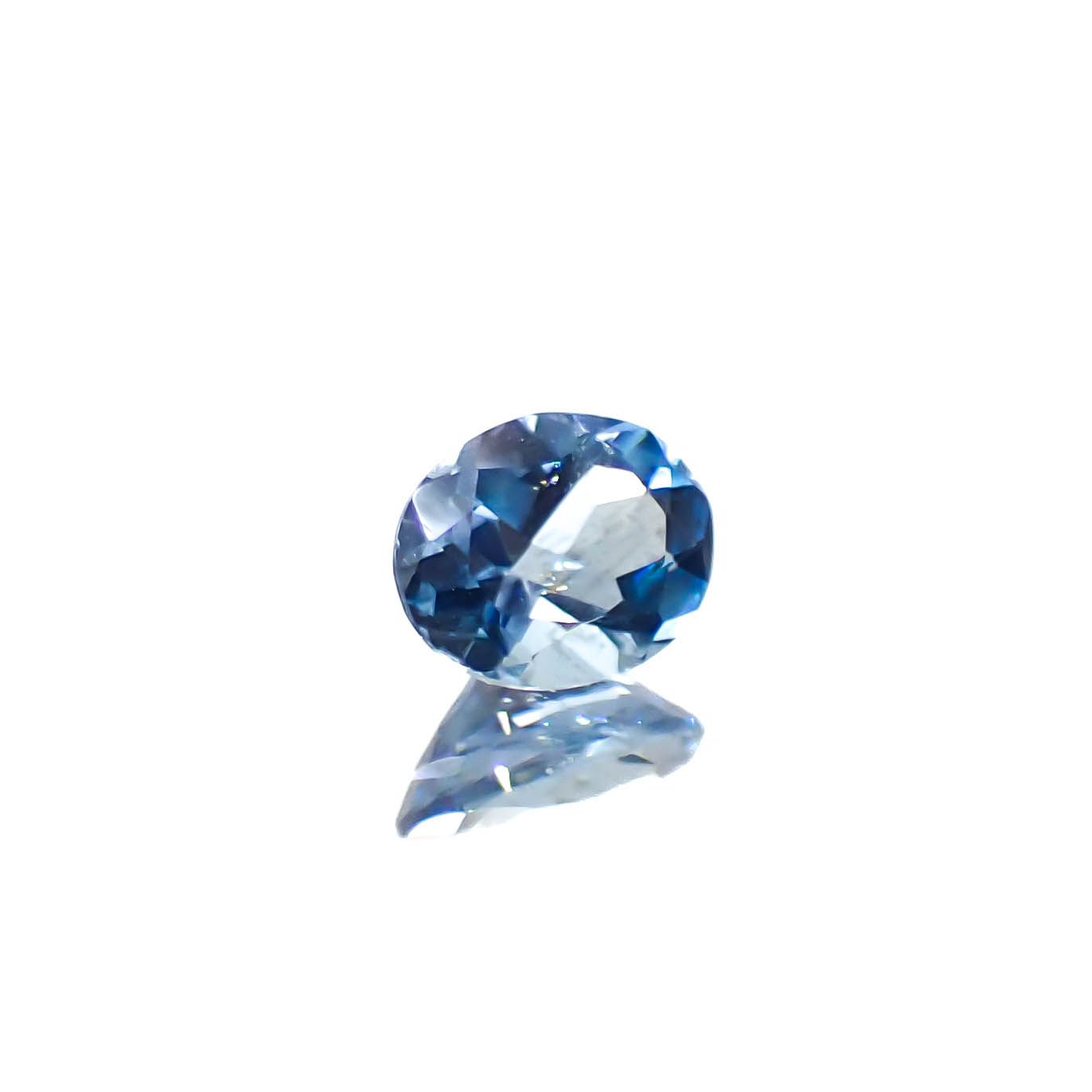サンタマリアアクアマリン ブラジル産 0.29ct [250329936]5x3.9mm前後