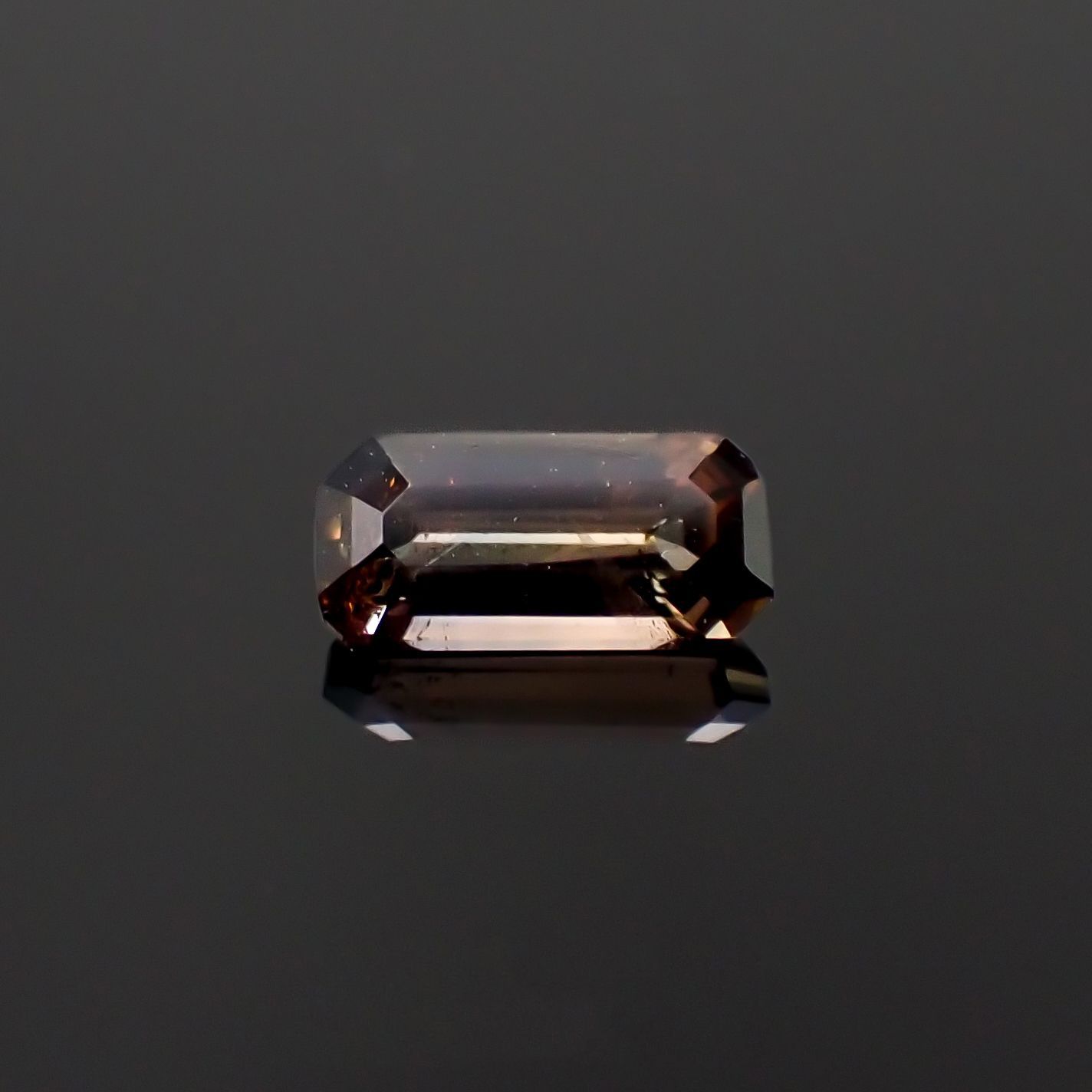 ブルーティント アキシナイト パキスタン産 0.36ct[230321061]5.9x2.8mm前後 | TOP STONE(トップストーン)