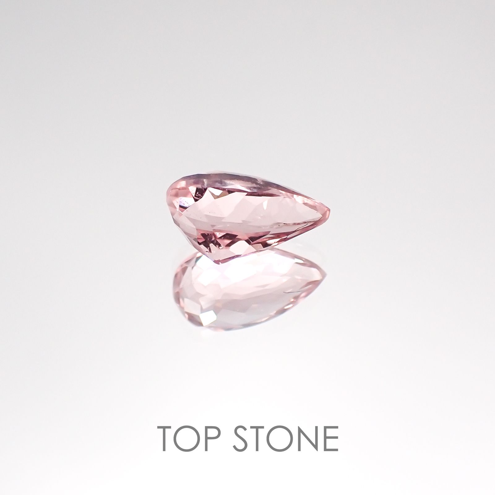 モルガナイト(宝石名モルガナイト) ナイジェリア産 0.83ct 識別済[20127417]8×4.5mm前後