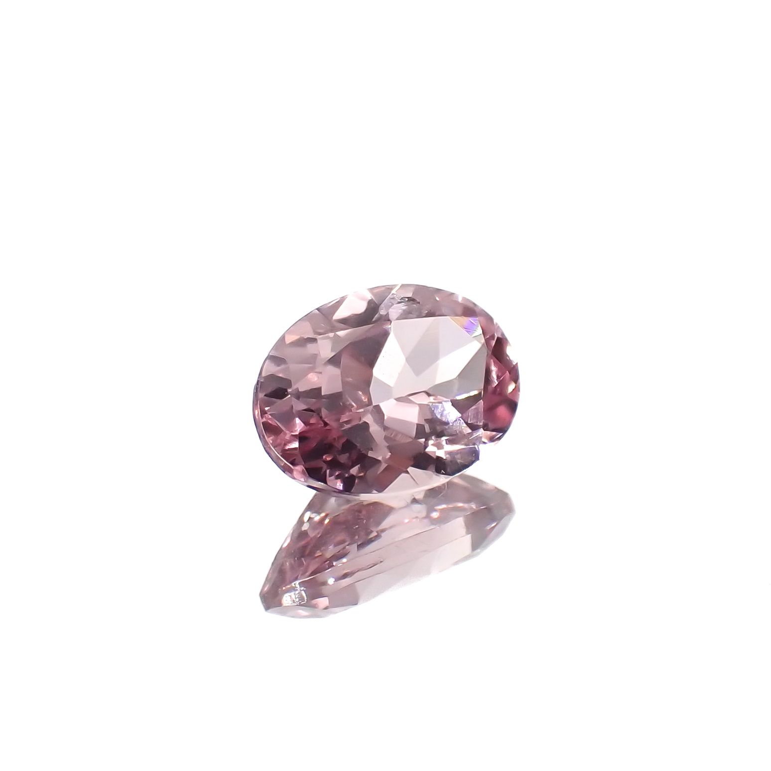 ドラゴンガーネット タンザニア産 0.94ct[231023695]7x5mm前後