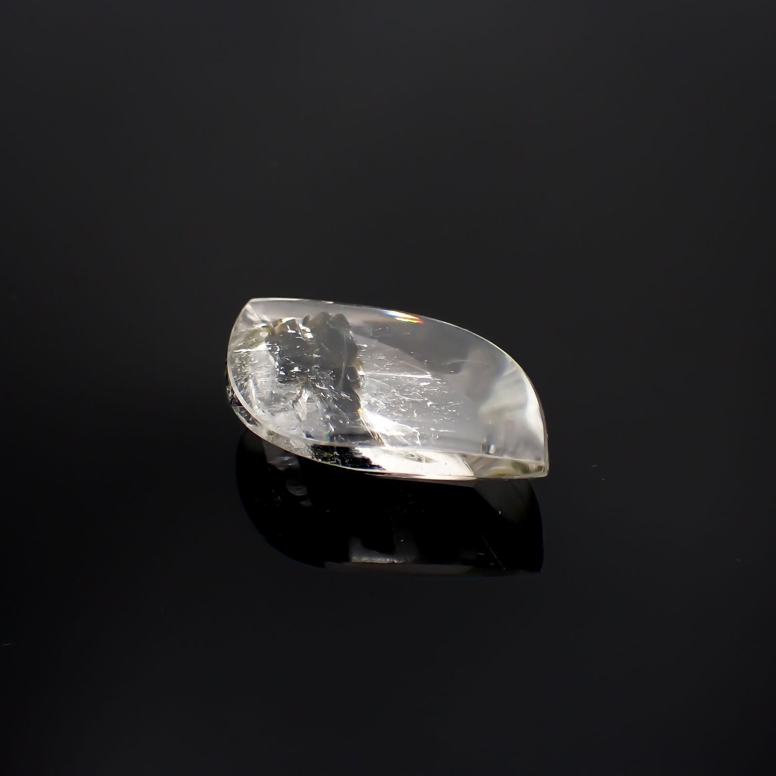グリーントルマリンインクォーツ ブラジル・ミナスジェライス州産 21.23ct[221018306]29x17mm前後