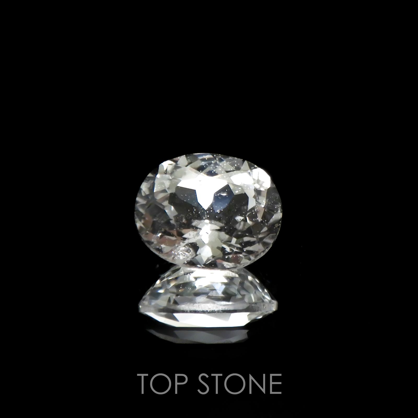 フェナカイト(宝石名フェナカイト)マダガスカル産 1.00ct 識別済[220817416]7.1x5.9mm前後