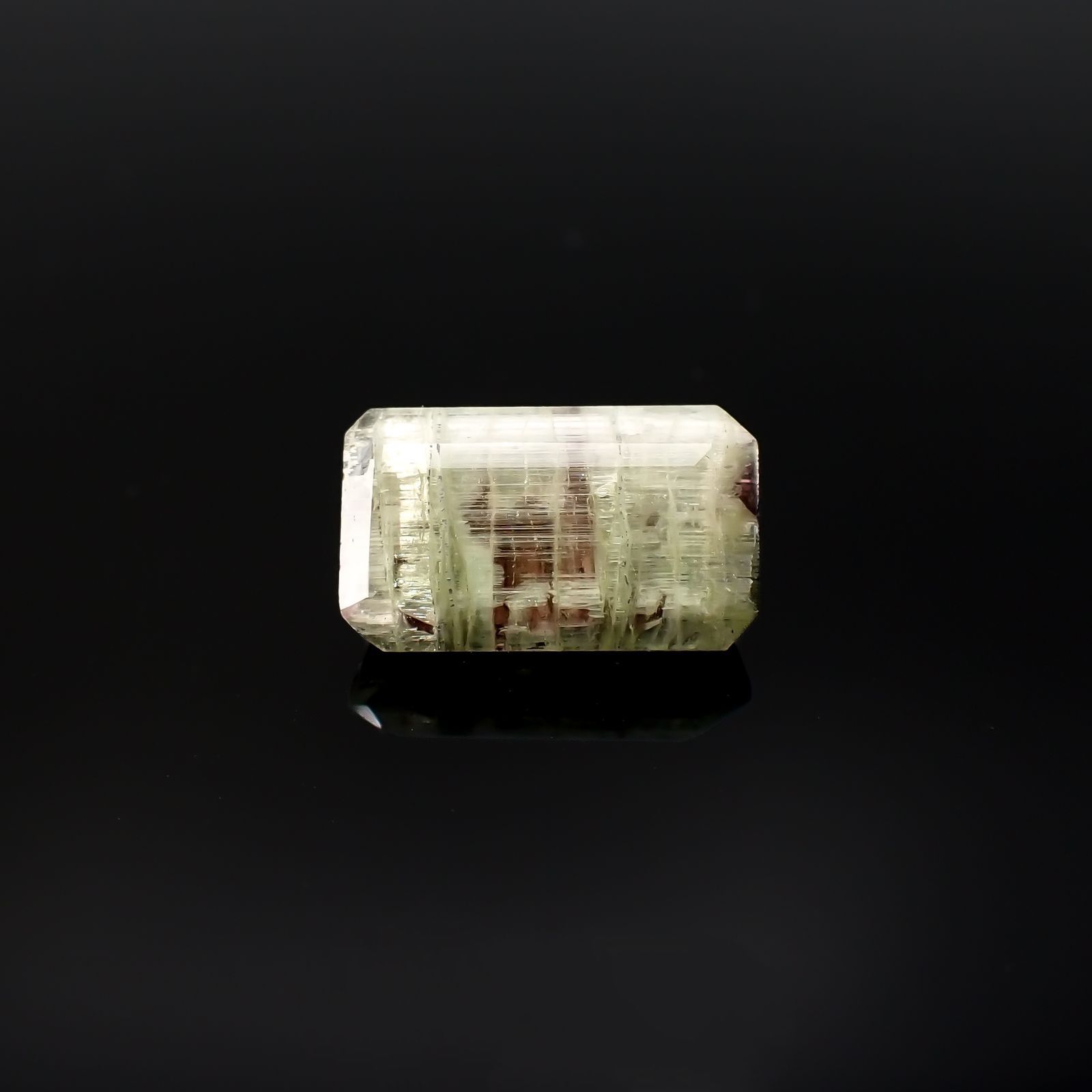 ゼブラトルマリン ブラジル産 2.77ct / 10.9x6.5mm前後 [220917649]