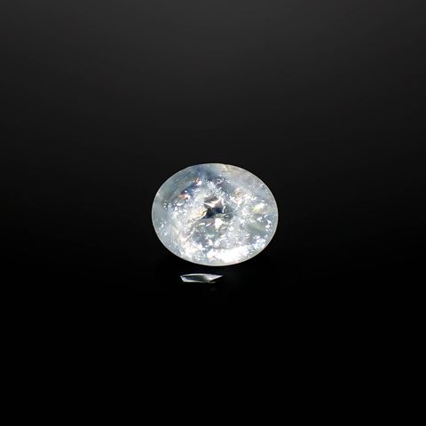 イリデッセンスアクアマリン ブラジル産 1.68ct [250730837]9x7.4mm前後
