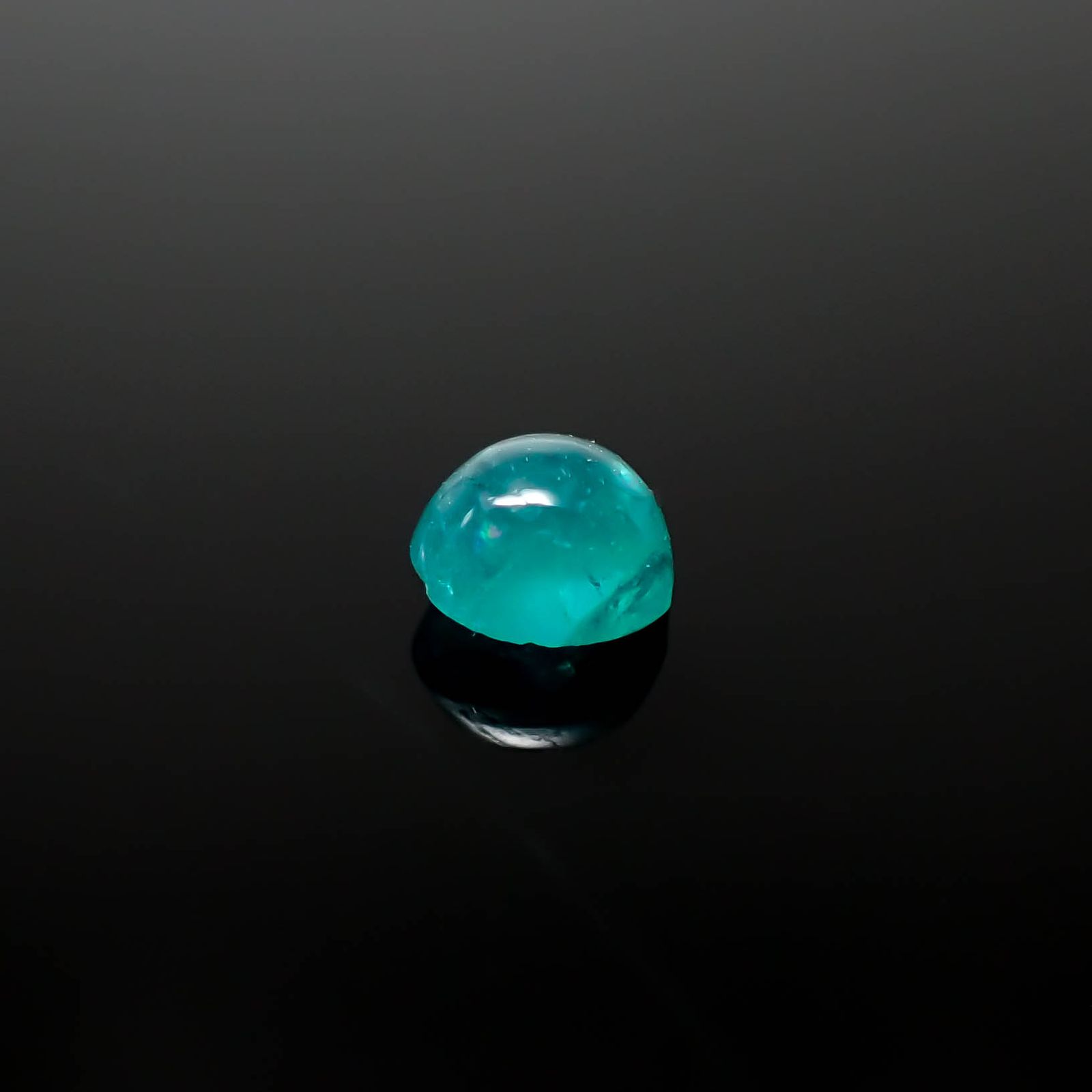 アウイナイト フルオレッセンス アフガニスタン産 0.25ct[240326764]4x3.6mm前後