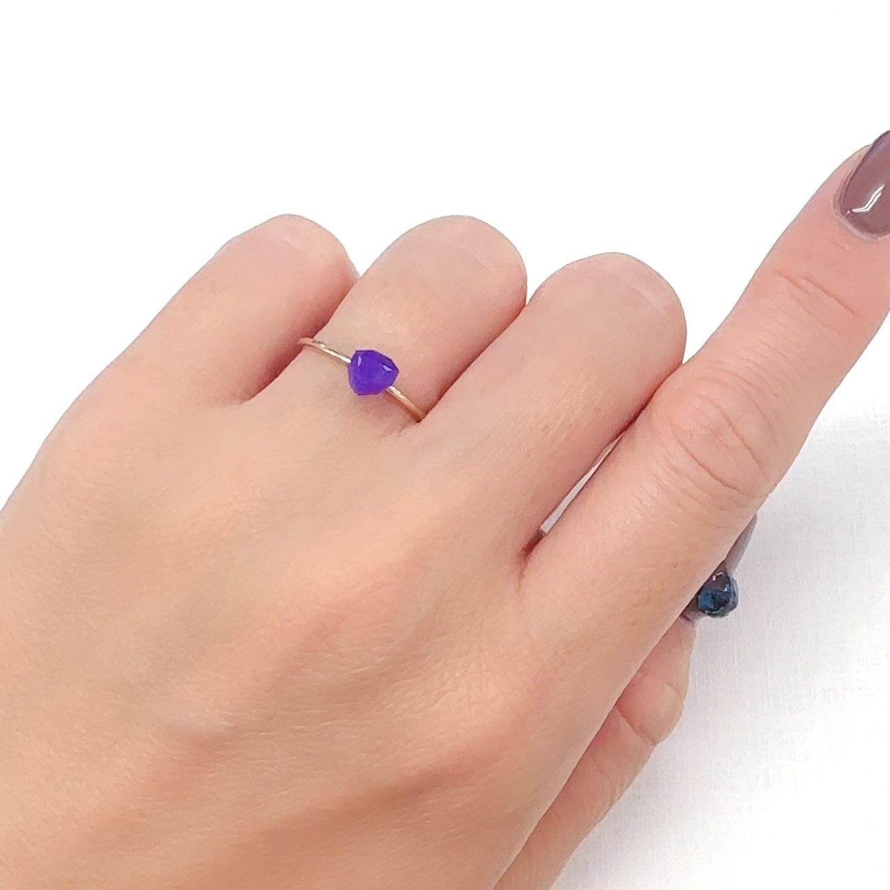 ◇カスタムカット◇スギライト 南アフリカ産 0.43ct[240628370]5.5x5.3mm前後