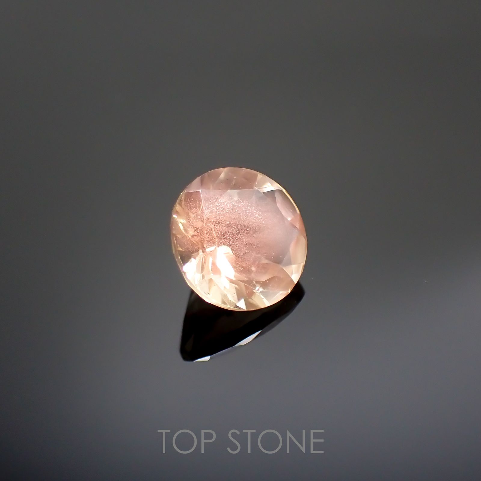 オレゴンサンストーン(宝石名ラブラドライト)アメリカ・オレゴン州産 1.44ct 識別済[220114665]7.6x7.4mm前後