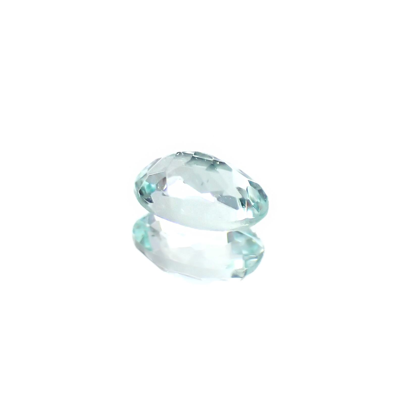 パライバトルマリン モザンビーク産 0.27ct / 5.1x3.1mm前後 [230220372]