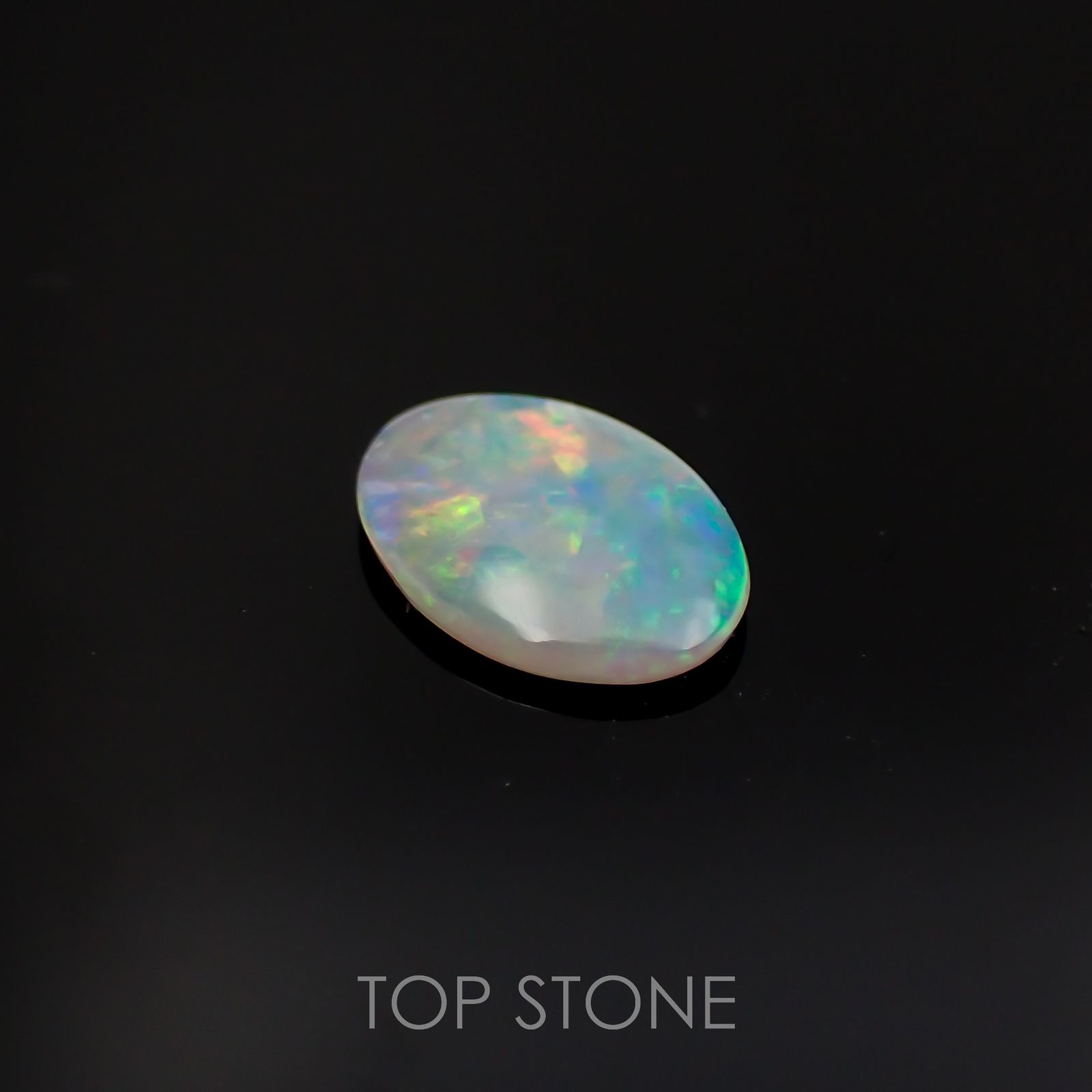 オパール オーストラリア産 0.22ct[221018433]6.9x5mm前後