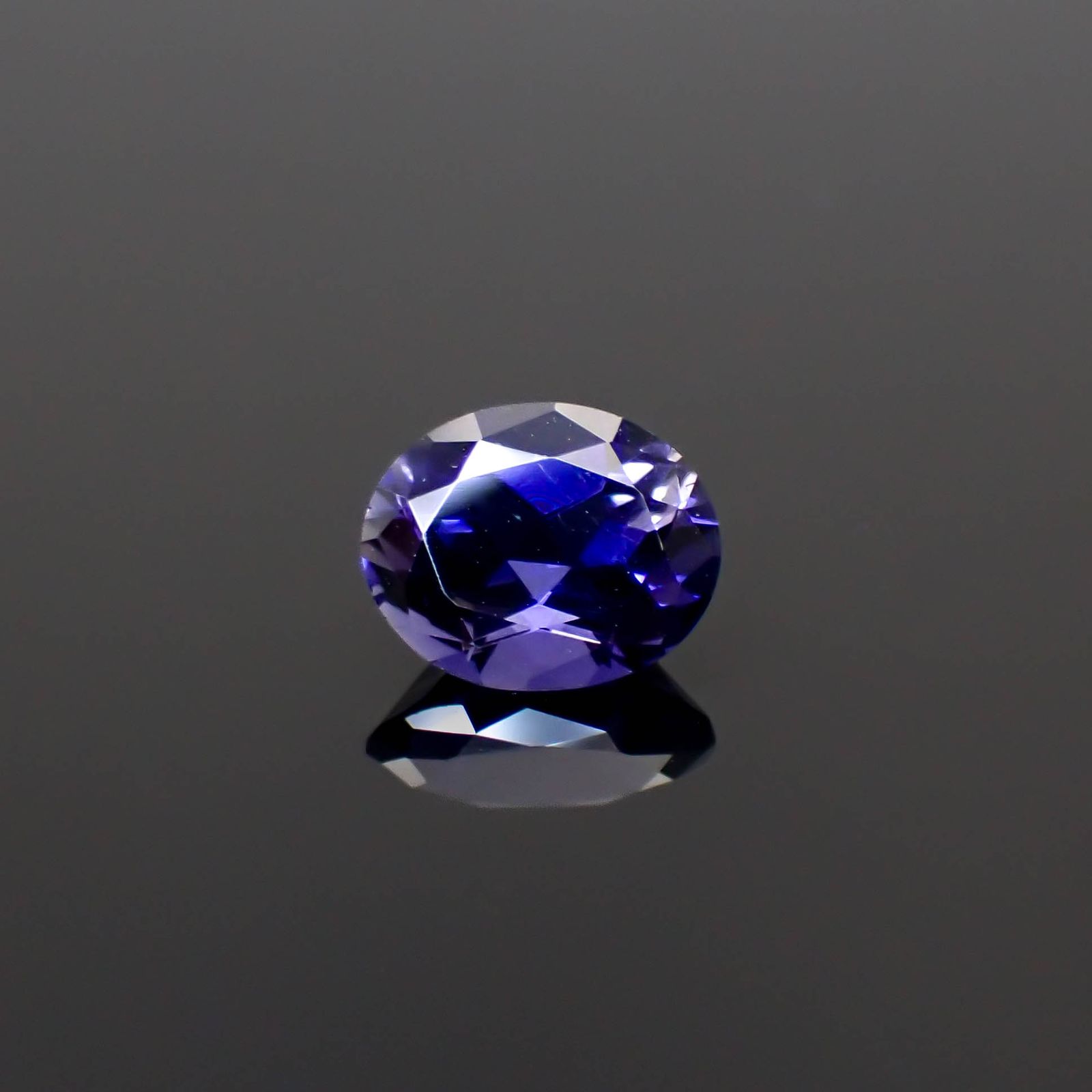 アイオライト タンザニア産 2.94ct [250229832]10.9x8.8mm前後