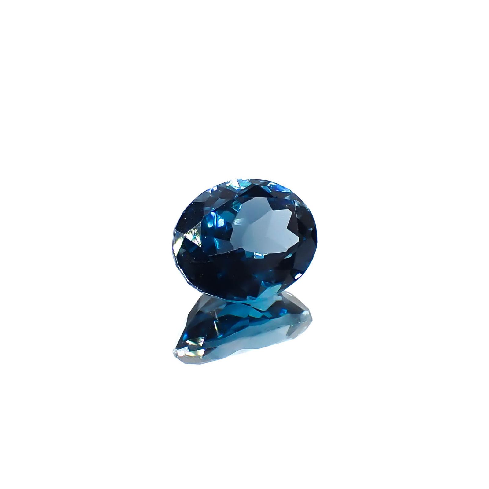 ロンドンブルートパーズ ブラジル産 3.56ct / 10.2x8.2mm前後 [250931124]