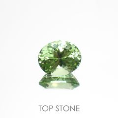 ペリドット(宝石名ペリドット)ノルウェー産 3.23ct 識別済[220918083]10x8.2mm前後