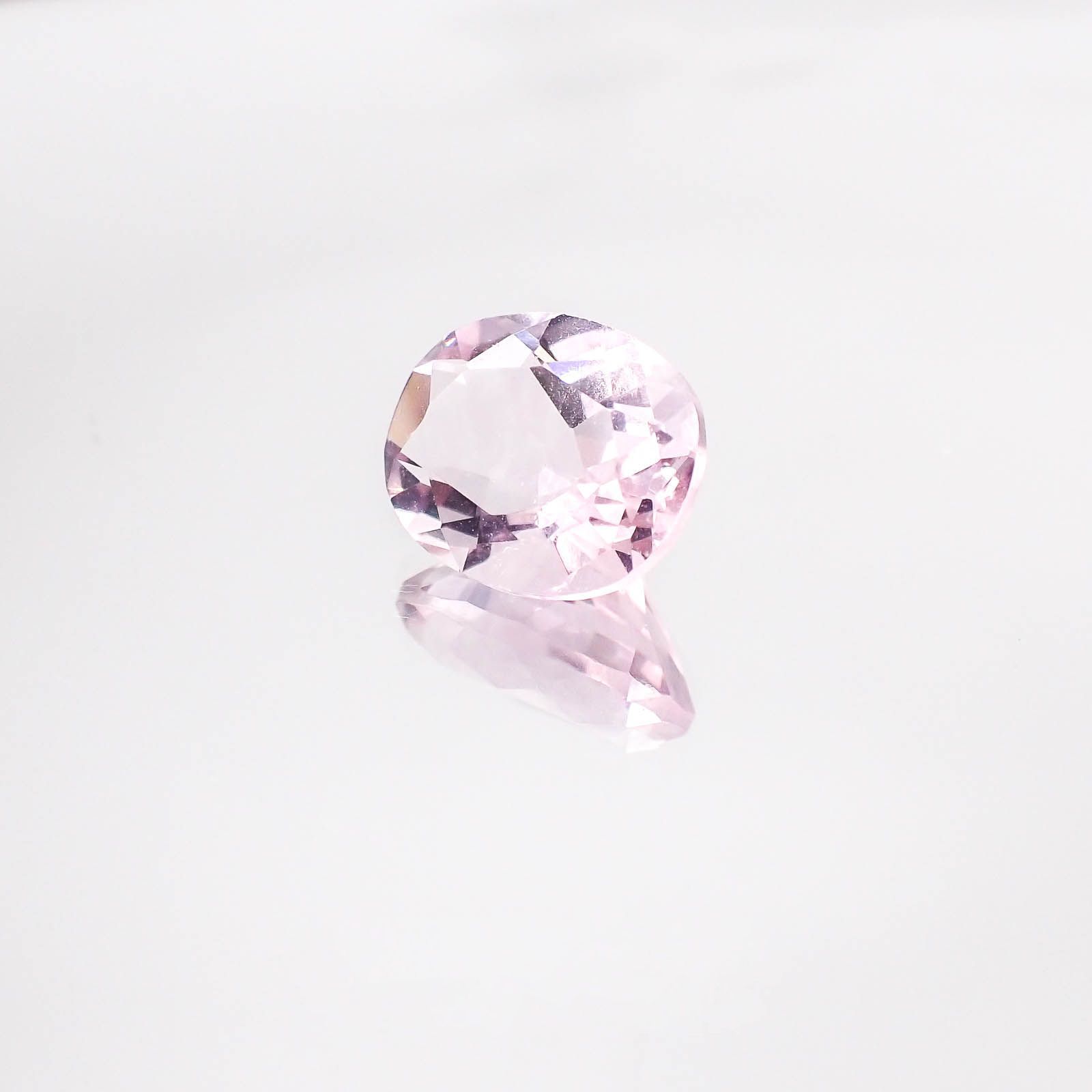 ピンクフローライト(宝石名ピンク・フルオライト)ブラジル産 4.43ct 識別済[230522249]11.2x9mm前後