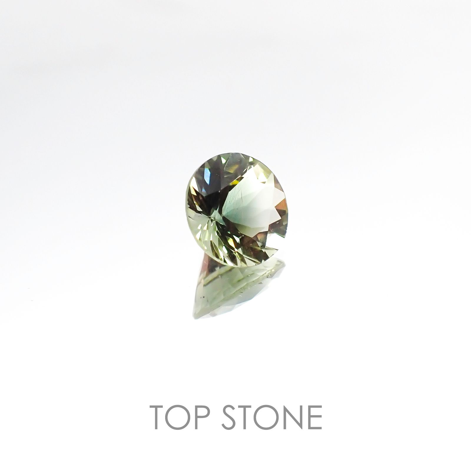 バイカラーオレゴンサンストーン アメリカ産 ルース 3.09ct