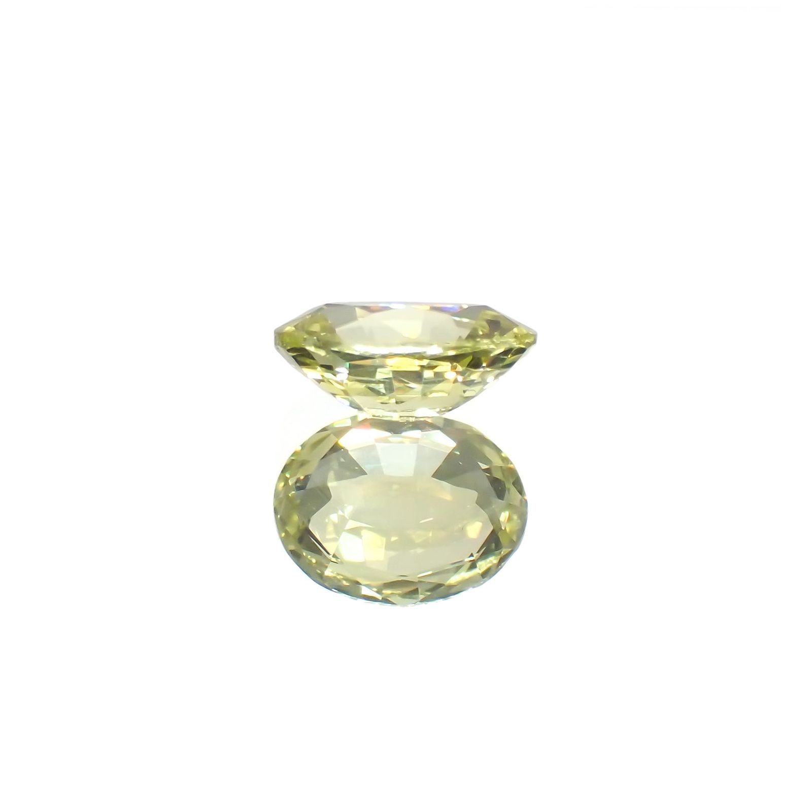 クリソベリル(宝石名クリソベリル)マダガスカル産 識別済 0.70ct / 6.2x4.9mm前後 [220114486]