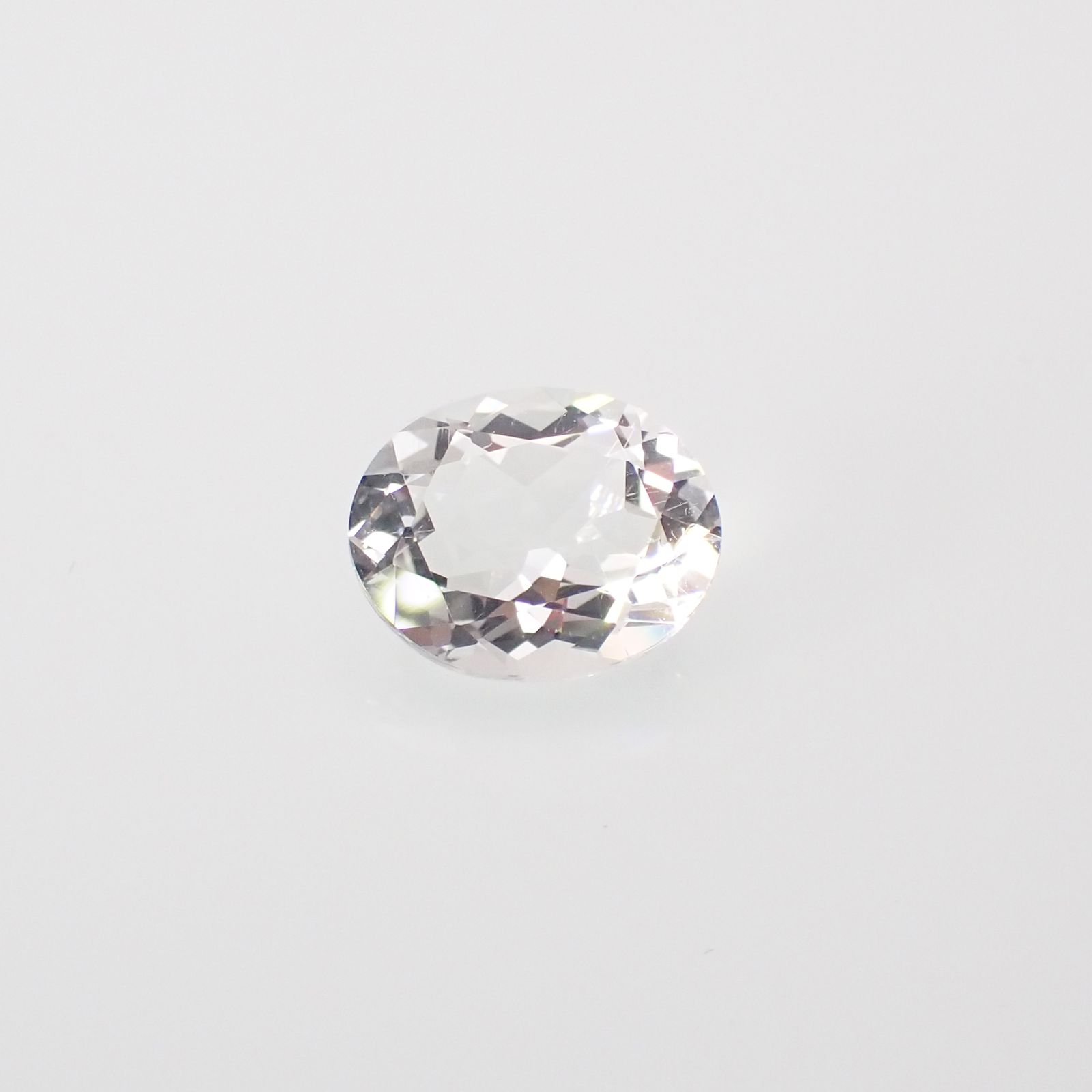含バリウム・サニディン(宝石名サニディン)ドイツ産 1.95ct 識別済[231224975]9.5x7.5mm前後