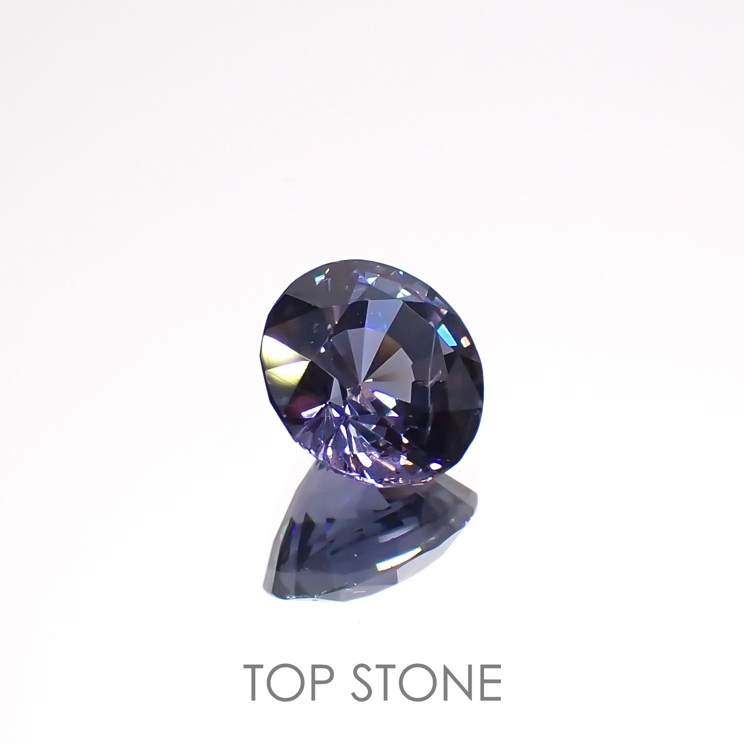 カラーシフト コバルトバイオレットスピネル(宝石名バイオレット・スピネル)スリランカ産 1.617ct ソ付(日独)[221018927]7.2x7.31mm前後