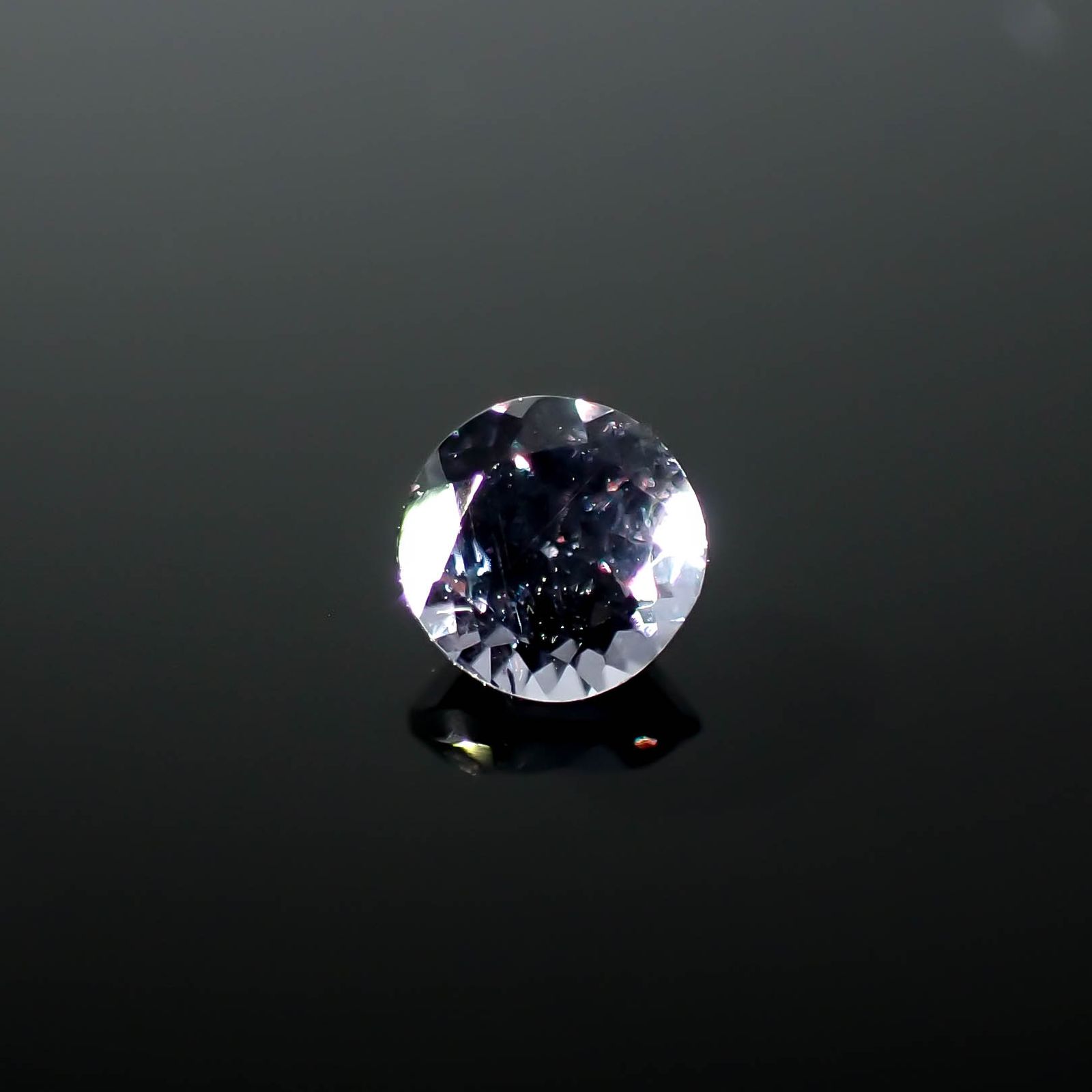 ベキリーブルーガーネット（カラーチェンジガーネット アレキタイプ） マダガスカル・ベキリー産 0.24ct[231224760]3.6x3.6mm前後