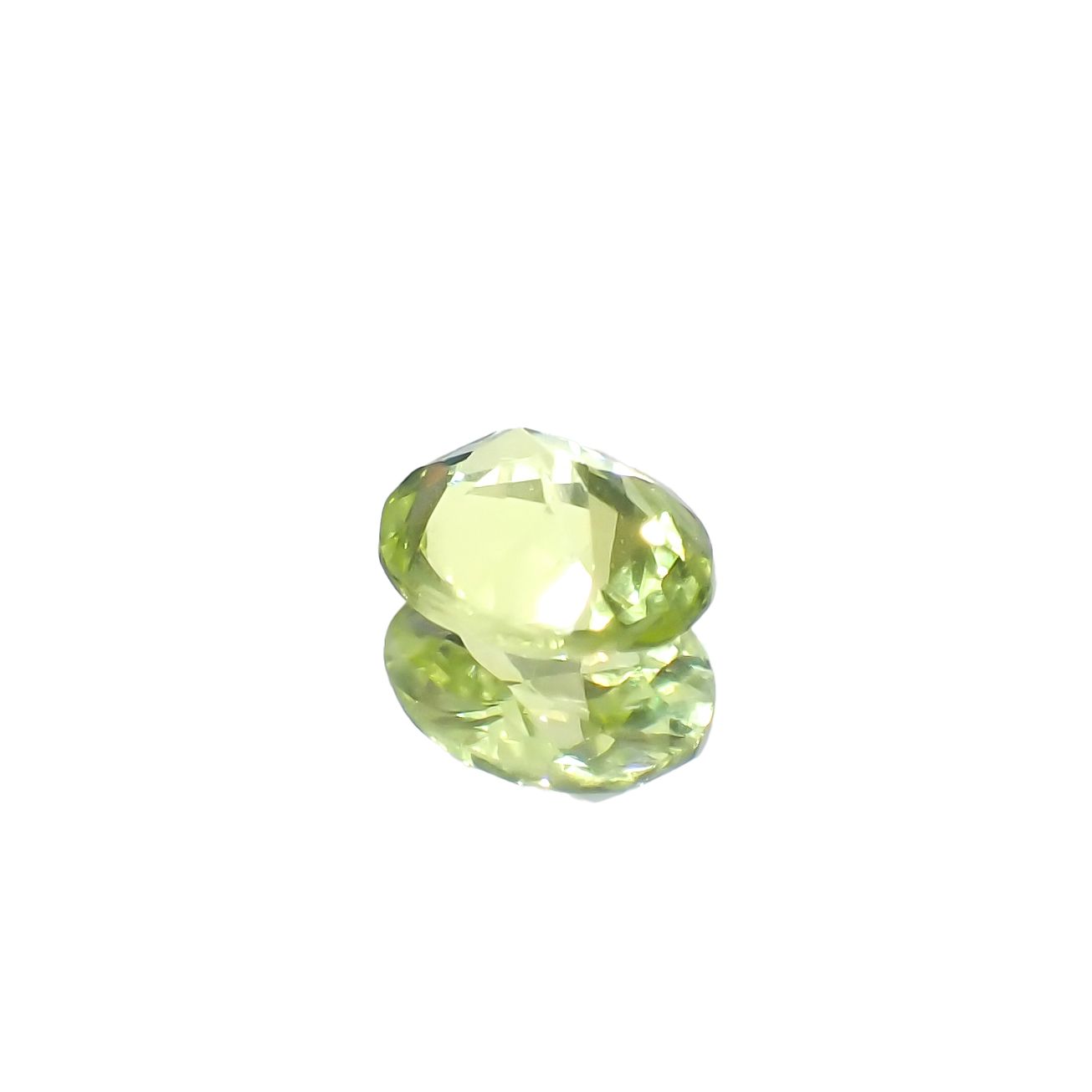 パロットクリソベリル(宝石名クリソベリル)インド産 0.33ct 識別済[231225180]5x3.9mm前後