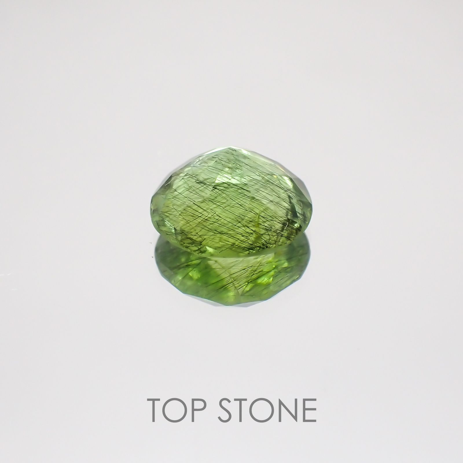 ルドウィジャイトインペリドット  パキスタン産 ルース 2.89ct[20128799]9.3×9.3mm前後