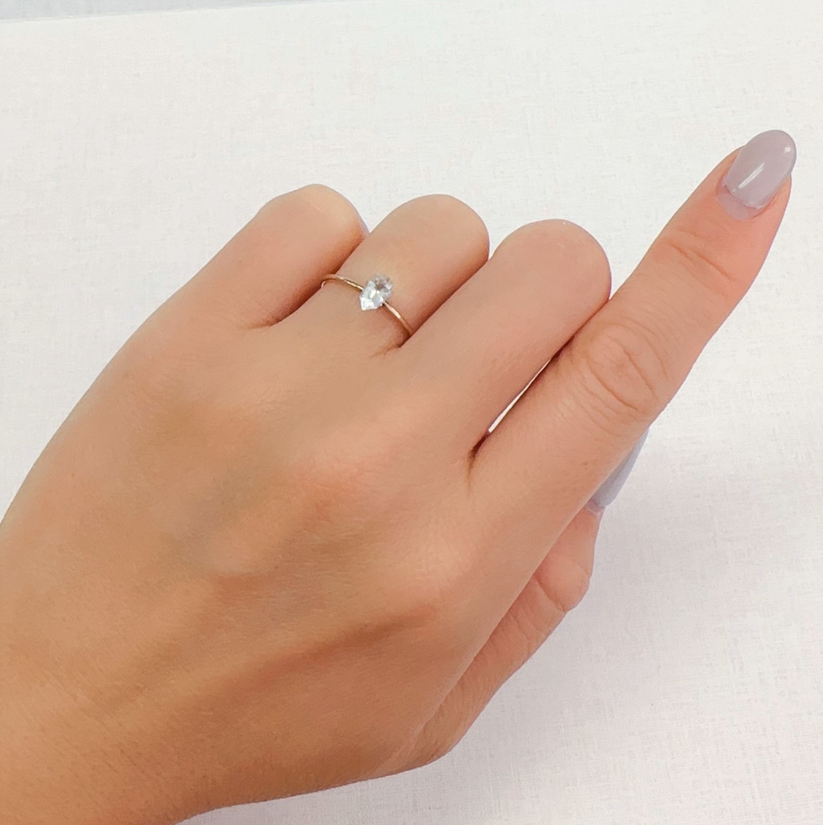 ◇カスタムカット◇レインボームーンストーン マダガスカル産 0.42ct[230923430]6.4x4.1mm前後