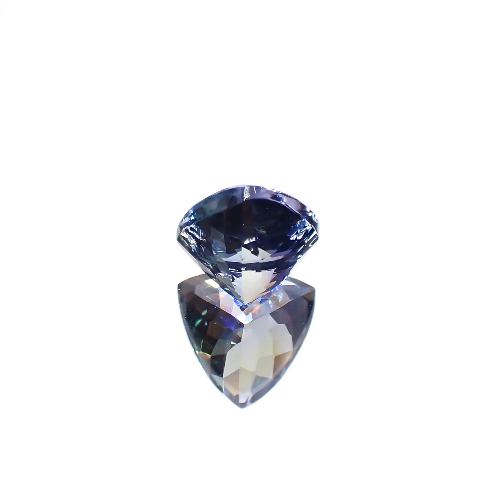 バイカラータンザナイト(宝石名タンザナイト)タンザニア産 1.92ct 識別済[231224809]7.7x7.6mm前後