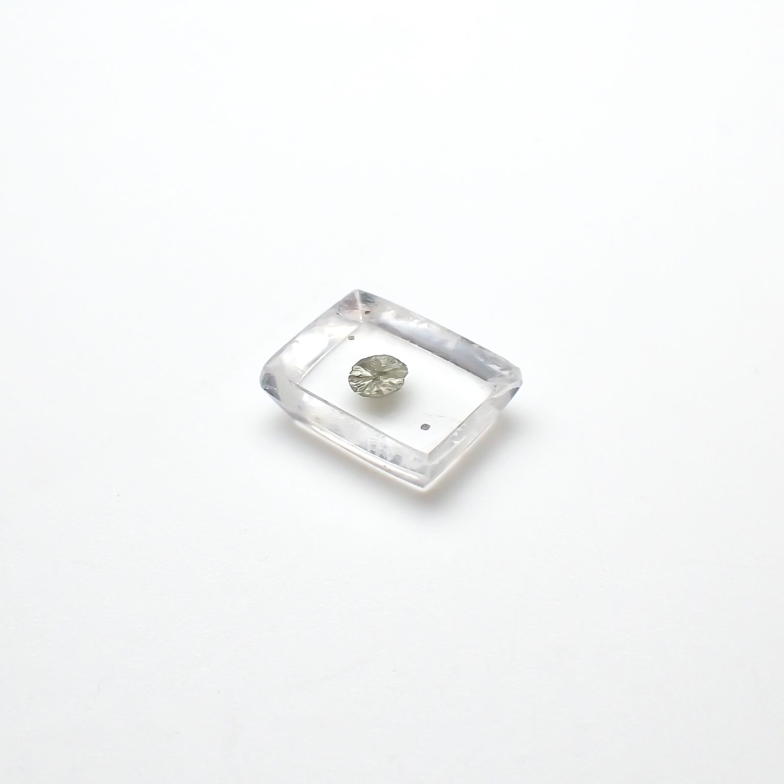 パイライトインクォーツ ブラジル産 3.33ct[240225910]10.2x7.8mm前後