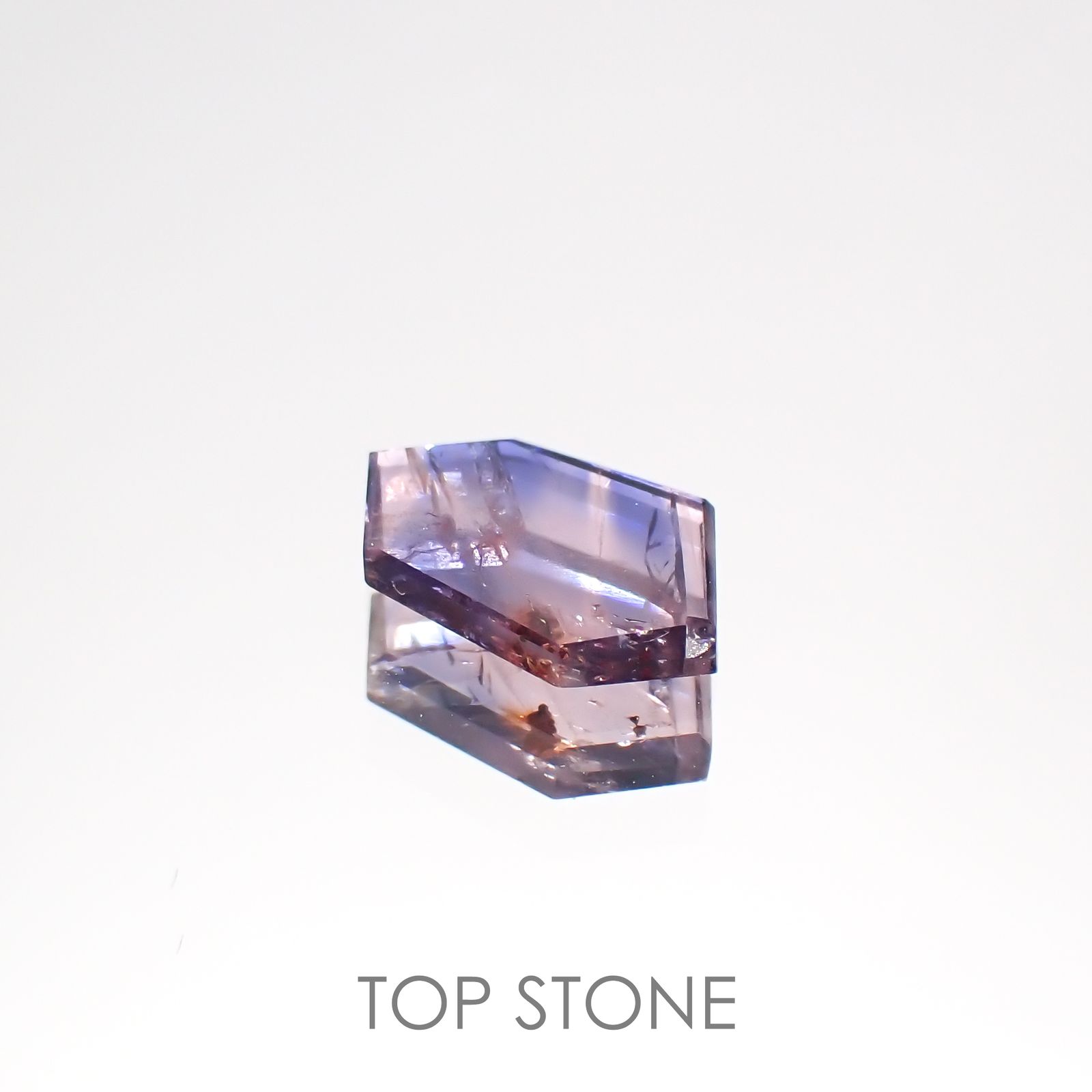 ◇カスタムカット◇ウィンザーサファイア(宝石名サファイア)タンザニア・ウィンザー産 1.02ct 識別済[220515945]8.4x5.1mm前後