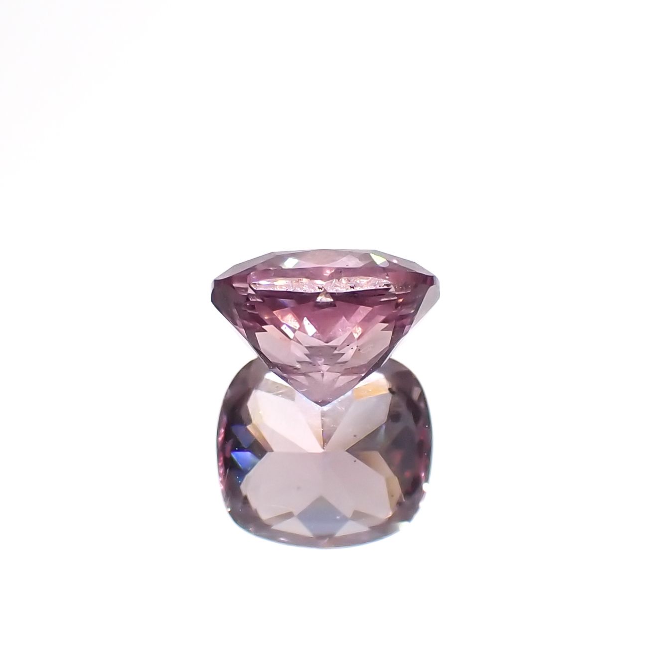 ドラゴンガーネット タンザニア産 1.51ct[230722948]6.8x6.3mm前後