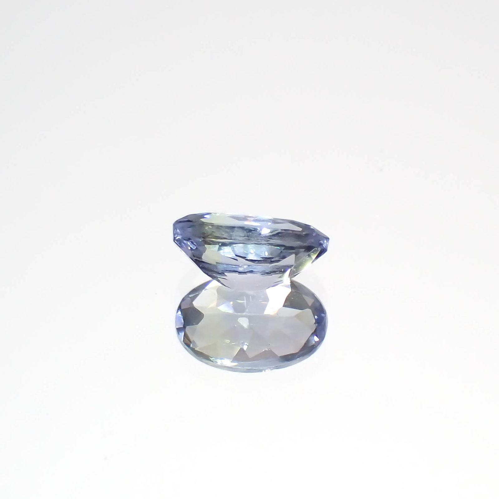 バイカラータンザナイト(宝石名ゾイサイト)タンザニア産 0.52ct 識別済[230421801]6.1x4mm前後
