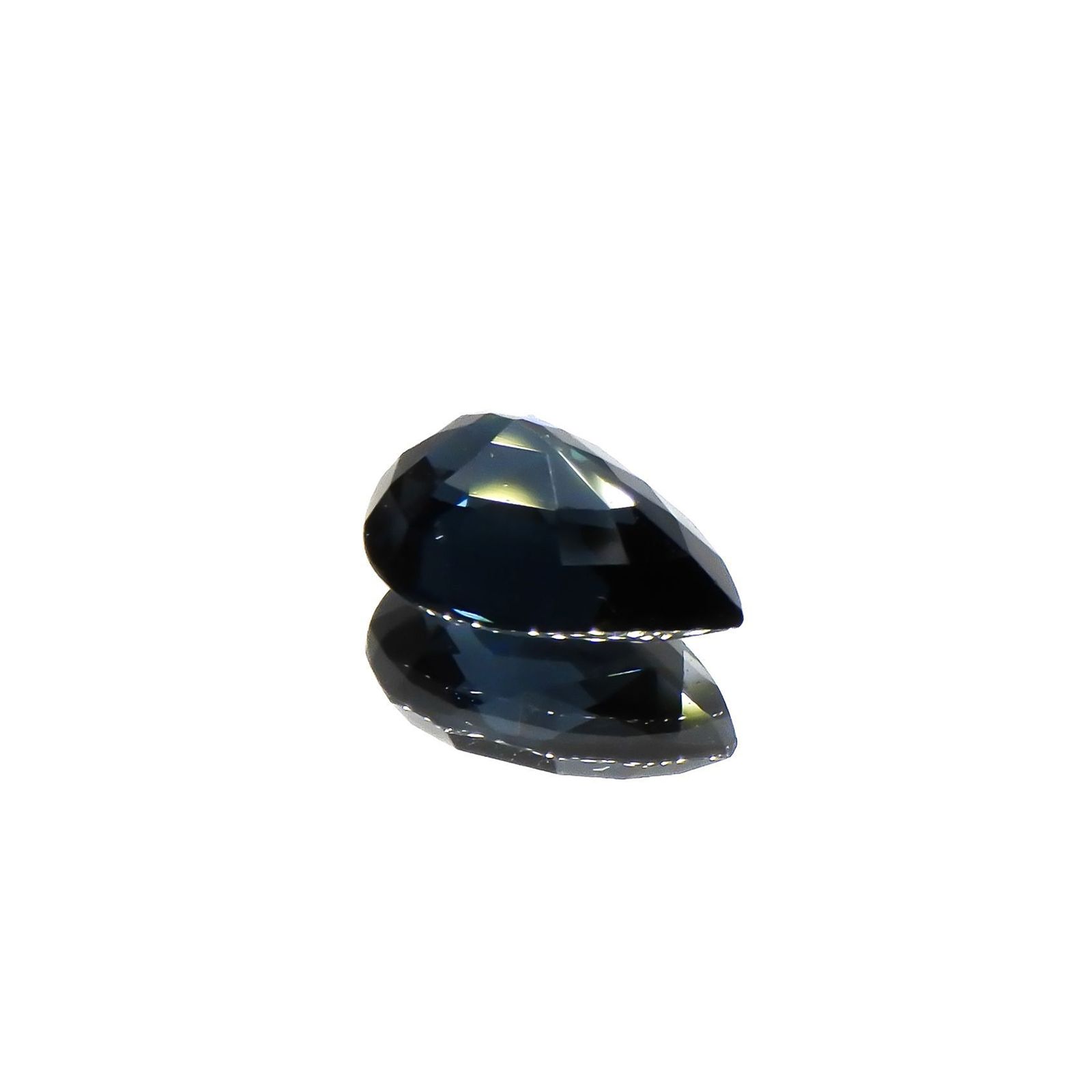 コバルトブルースピネル(宝石名ブルー・スピネル)スリランカ産 ソ付(日独) 1.136ct / 8.1x5.59mm前後 [260717492]