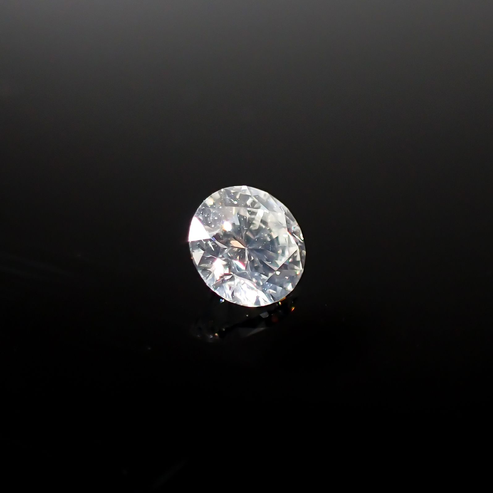 シルキーダイヤモンド 0.21ct[240326628]3.9x3.9mm前後