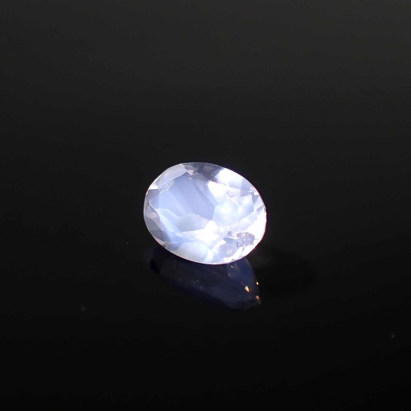 ムーンストーン(宝石名オーソクレース)インド/スリランカ産 0.67ct 識別済[240527730]7.1x5mm前後