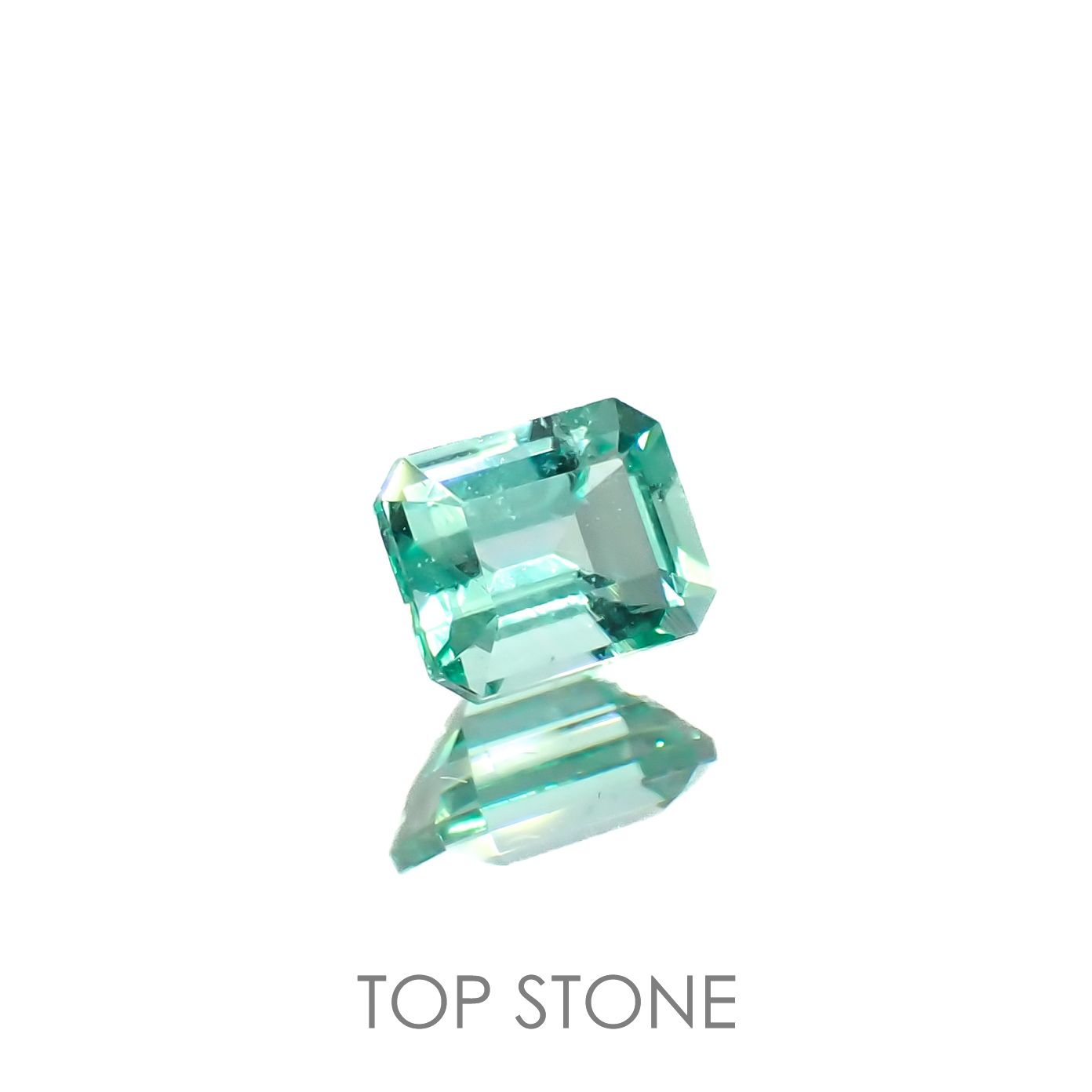 ノンオイル エメラルド(宝石名エメラルド)エチオピア産 0.43ct GIA鑑付[220616460]4.95x4.05mm前後