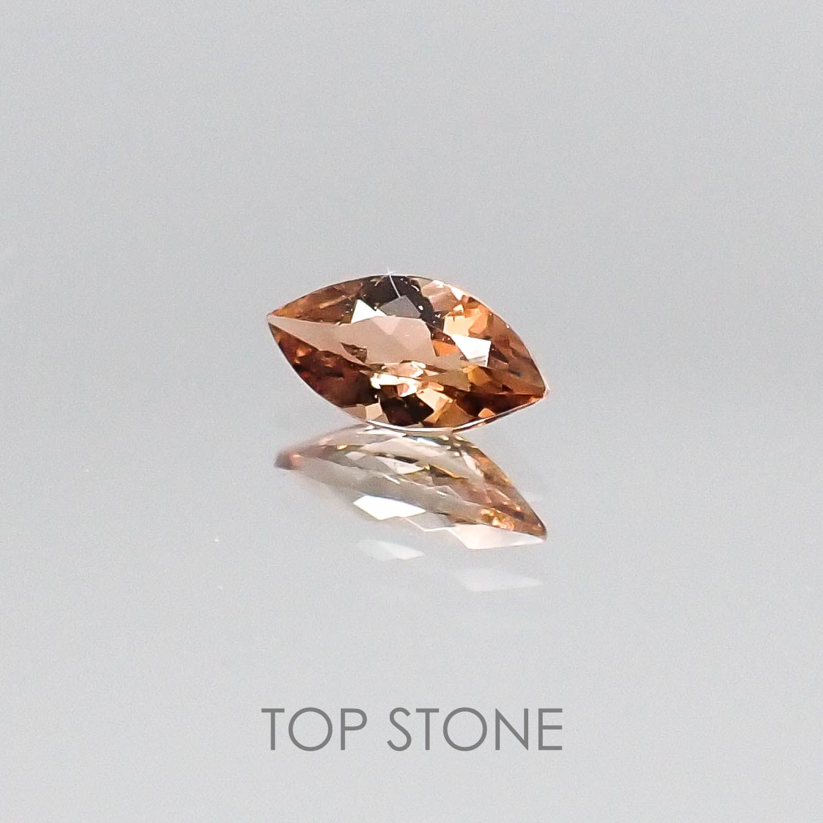 アンダリュサイト モザンビーク産 ルース 0.24ct[20073958]6×3mm前後