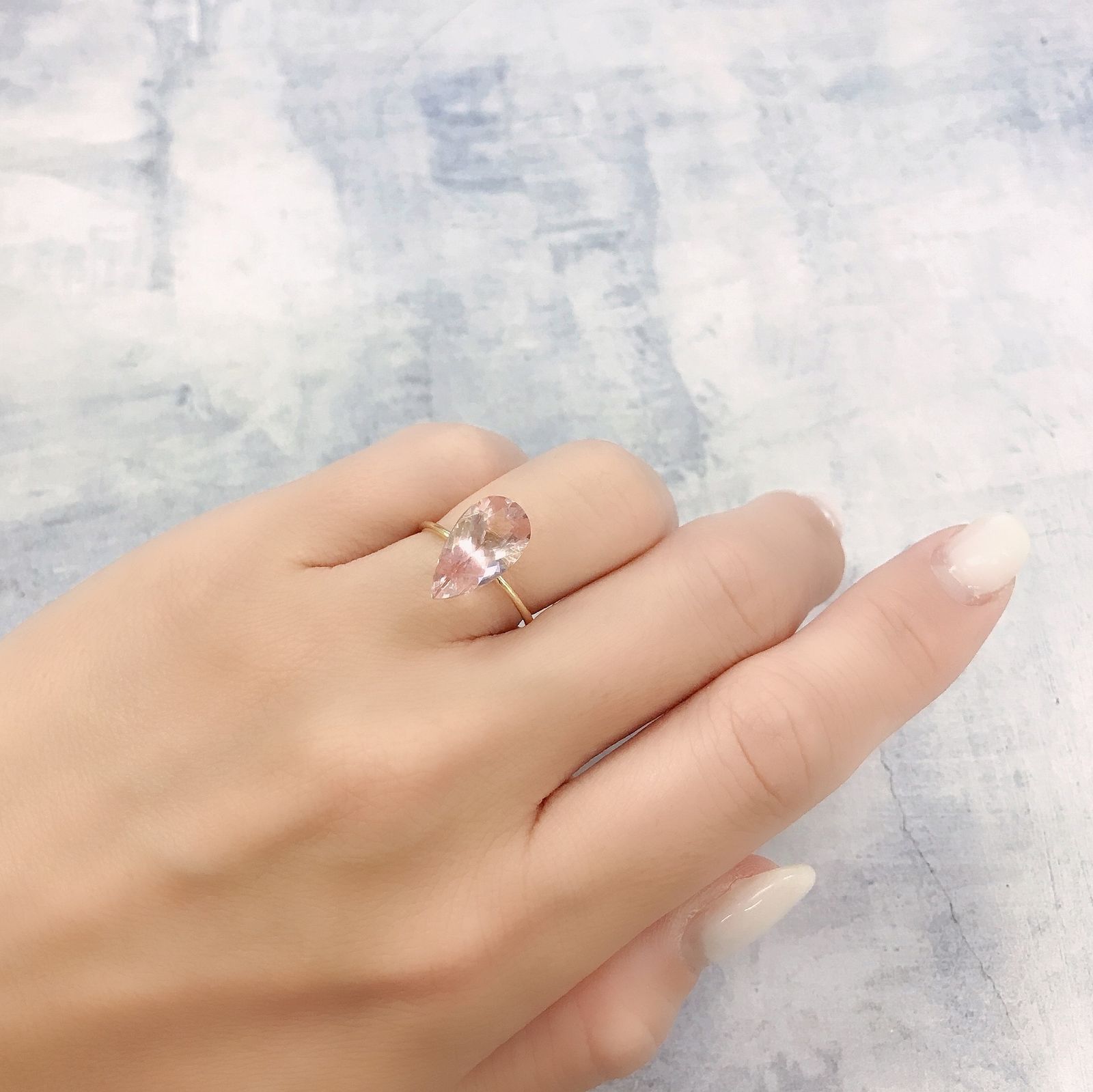モルガナイト(宝石名モルガナイト)ナイジェリア産 3.375ct ソ付(彩珠)[220114246]14.3x7.8mm前後