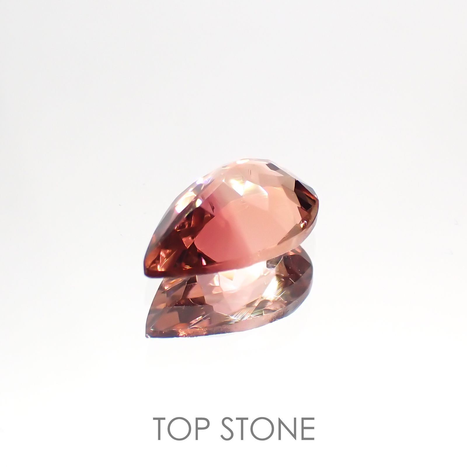 バイカラートルマリン(宝石名バイカラー・トルマリン) コンゴ民主共和国産 1.12ct 識別済[211013605]8.9×5.9mm前後