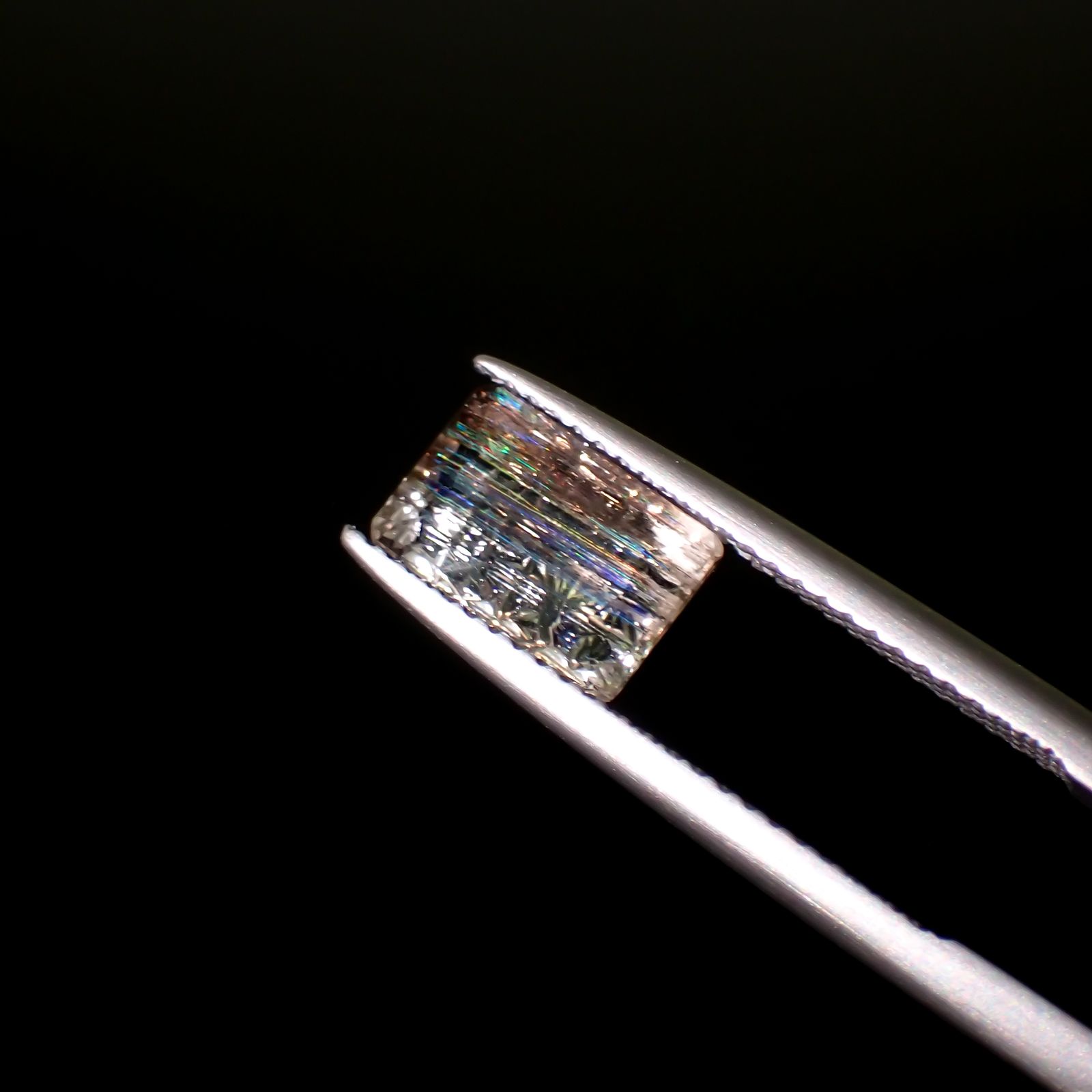 ◇甲州貴石切子Plus Three◇レインボースキャポライト カード付き ブラジル産 1.48ct[230321257]8.8x6.1mm前後