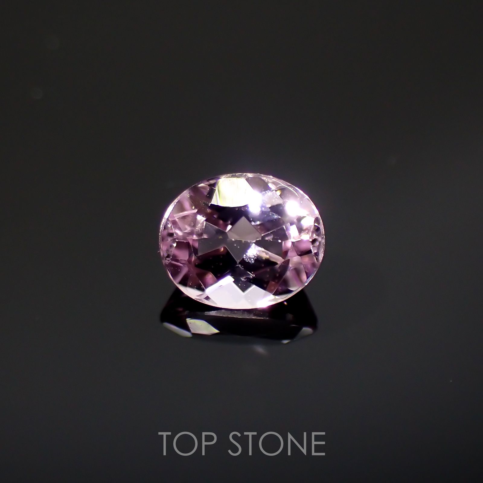 インペリアルトパーズ(宝石名トパーズ)ブラジル産 0.46ct 識別済[220114974]5.1x4.2mm前後