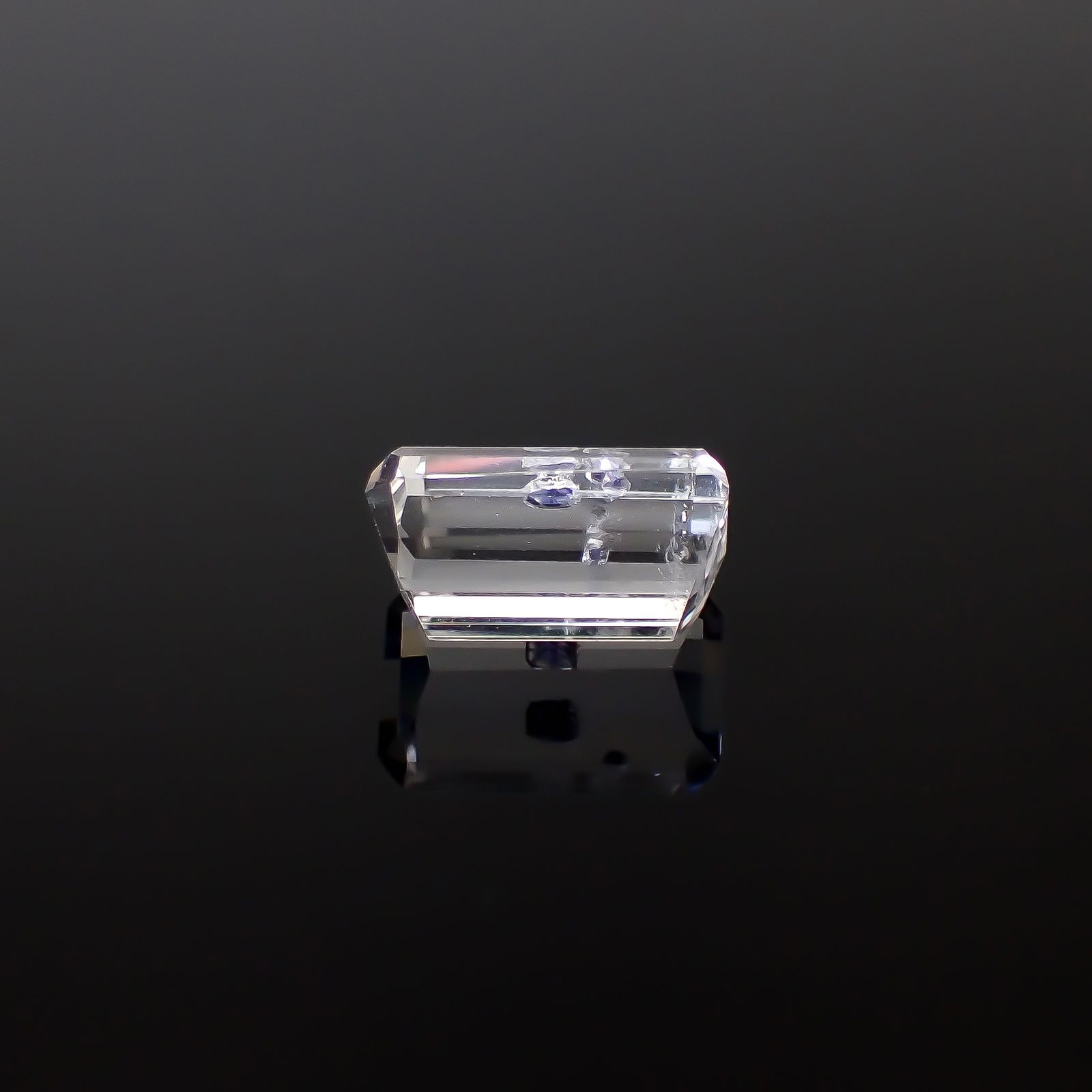 ◇カスタムカット◇フローライトインクォーツ マダガスカル産 3.83ct [250329952]11.2x7.1mm前後