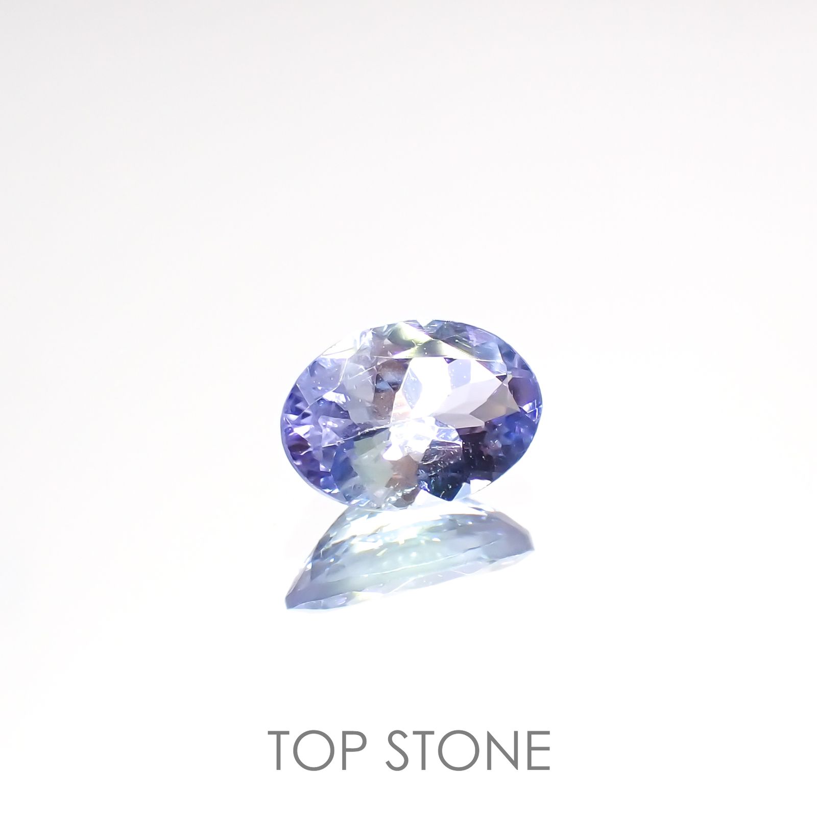バイカラータンザナイト(宝石名ゾイサイト)タンザニア産 0.71ct 識別済[220515892]7.1x5mm前後