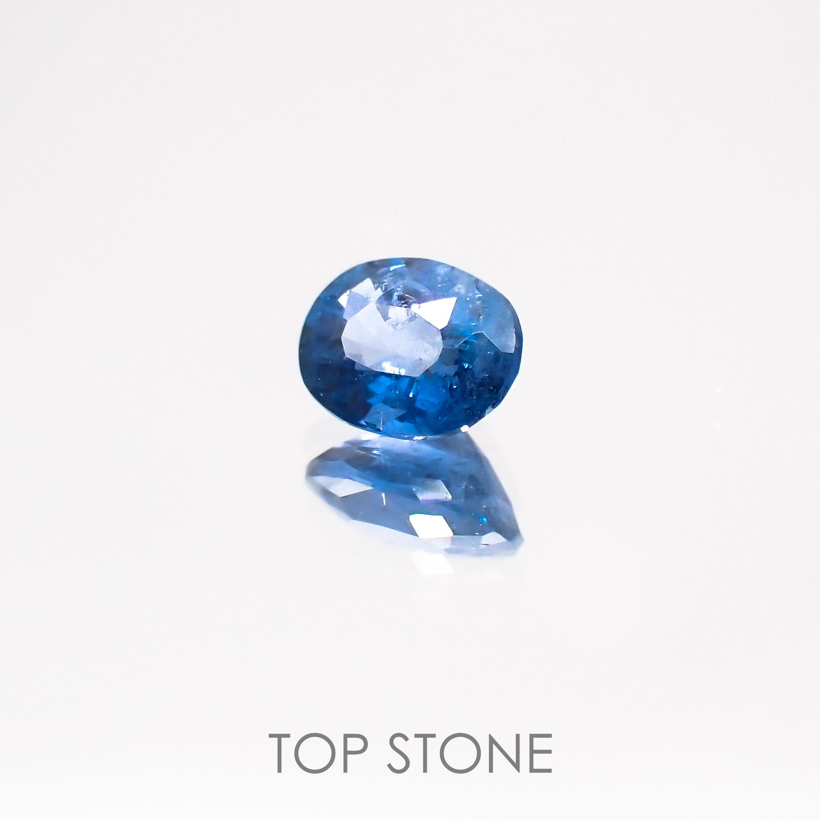 ガーナイト ナイジェリア産 ルース 0.22ct[210510959]3.7×2.9mm前後