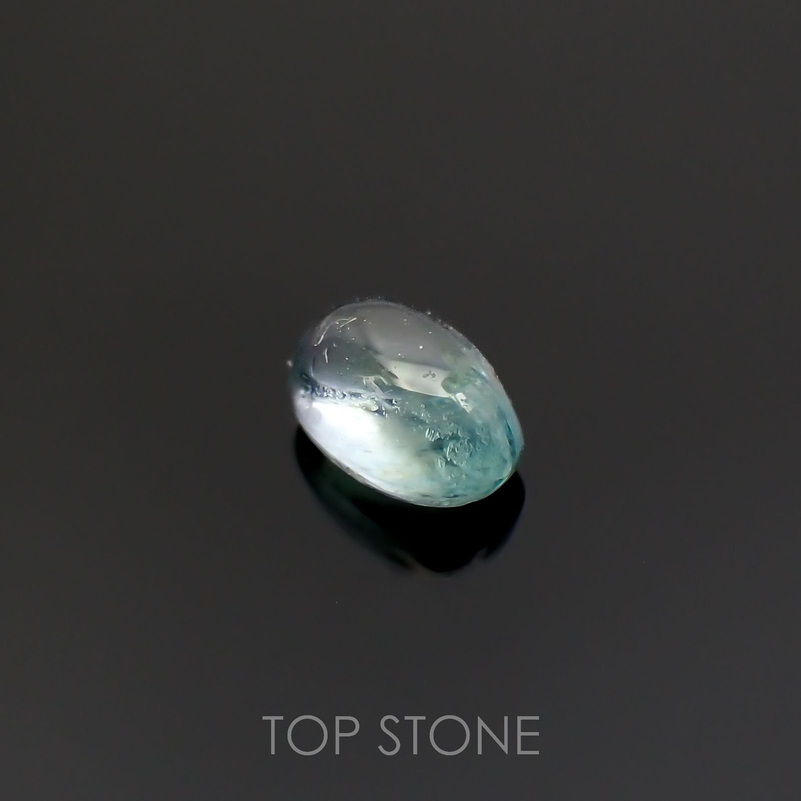 ブルーコーネルピン(宝石名コーネルピン)タンザニア産 0.26ct 識別済[220616293]4.3x2.9mm前後